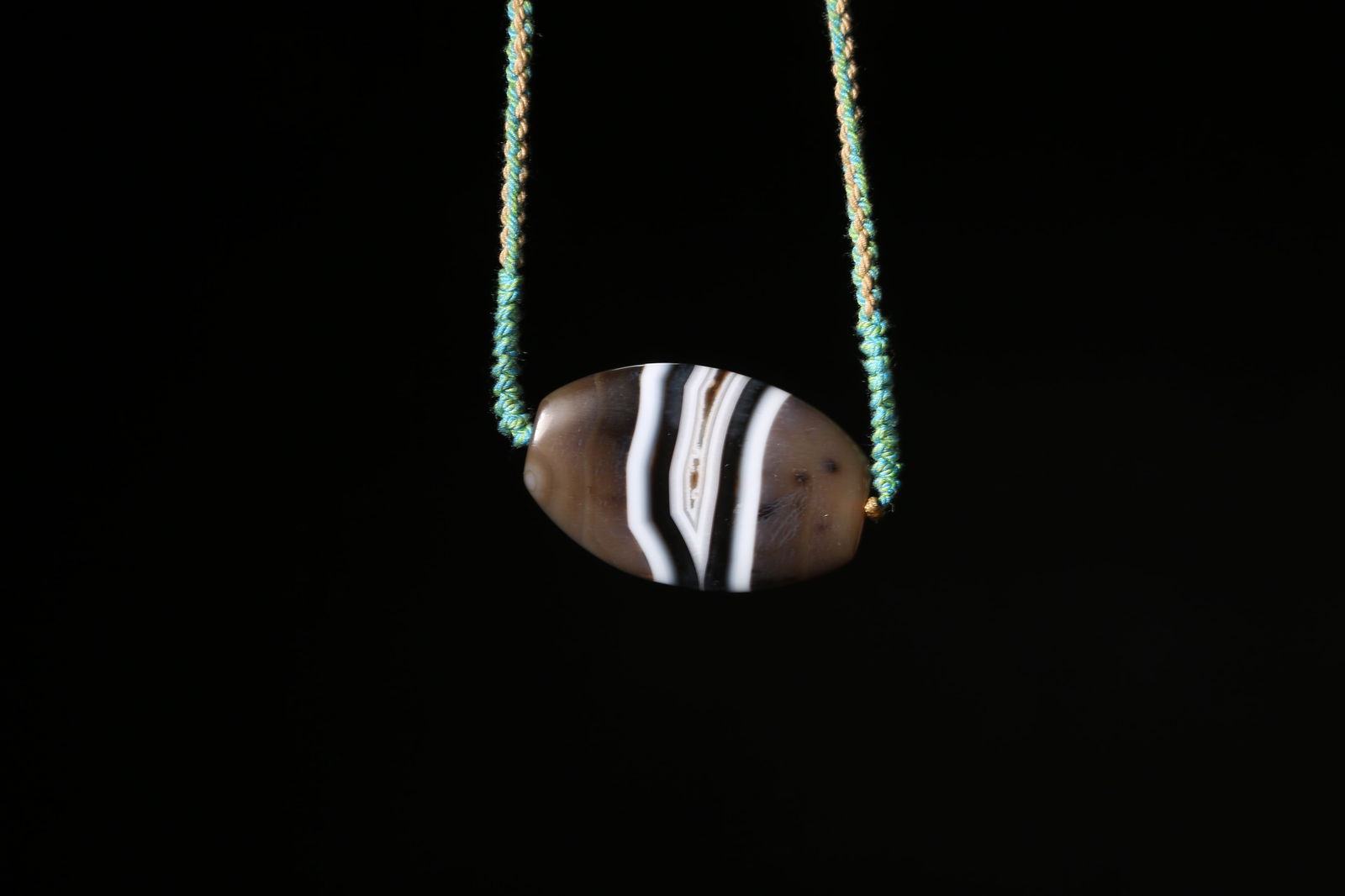 A WIRED AGATE NECKLACE - 6