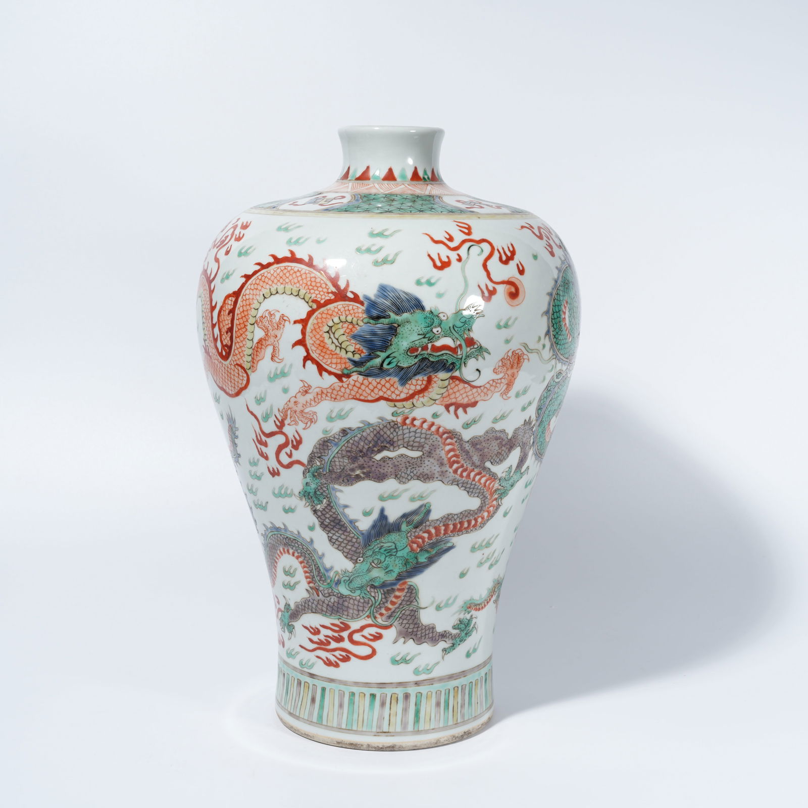 A FAMILLE-ROSE PLUM VASE WITH FIVE-DRAGON MOTIF: Famille-Rose Plum Vase with Five-Dragon Motif