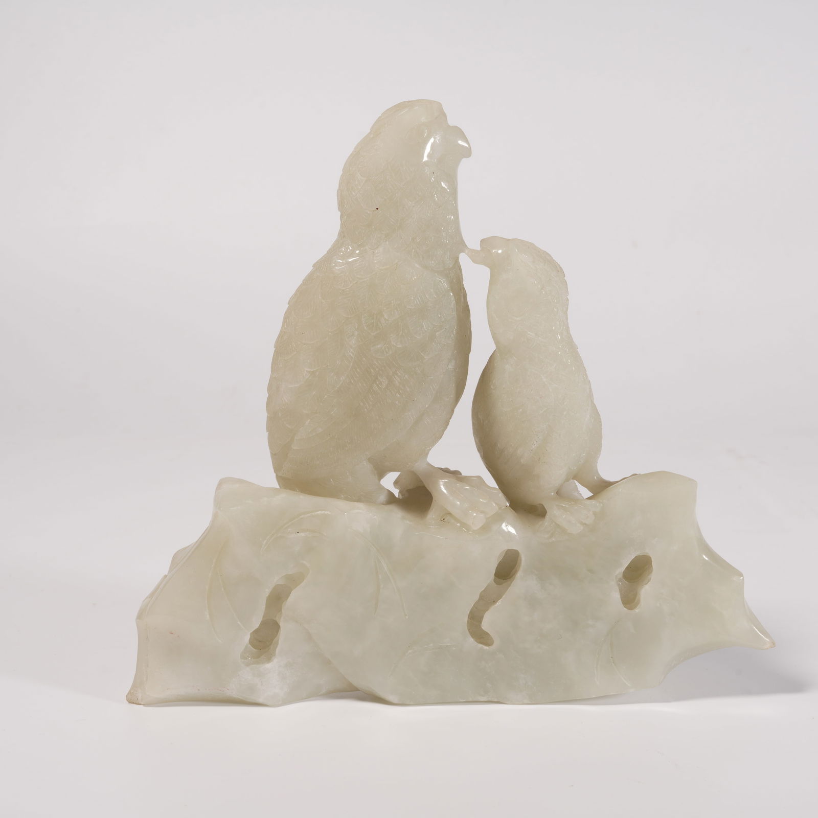 A HETIAN JADE EAGLE FIGURINE - 8