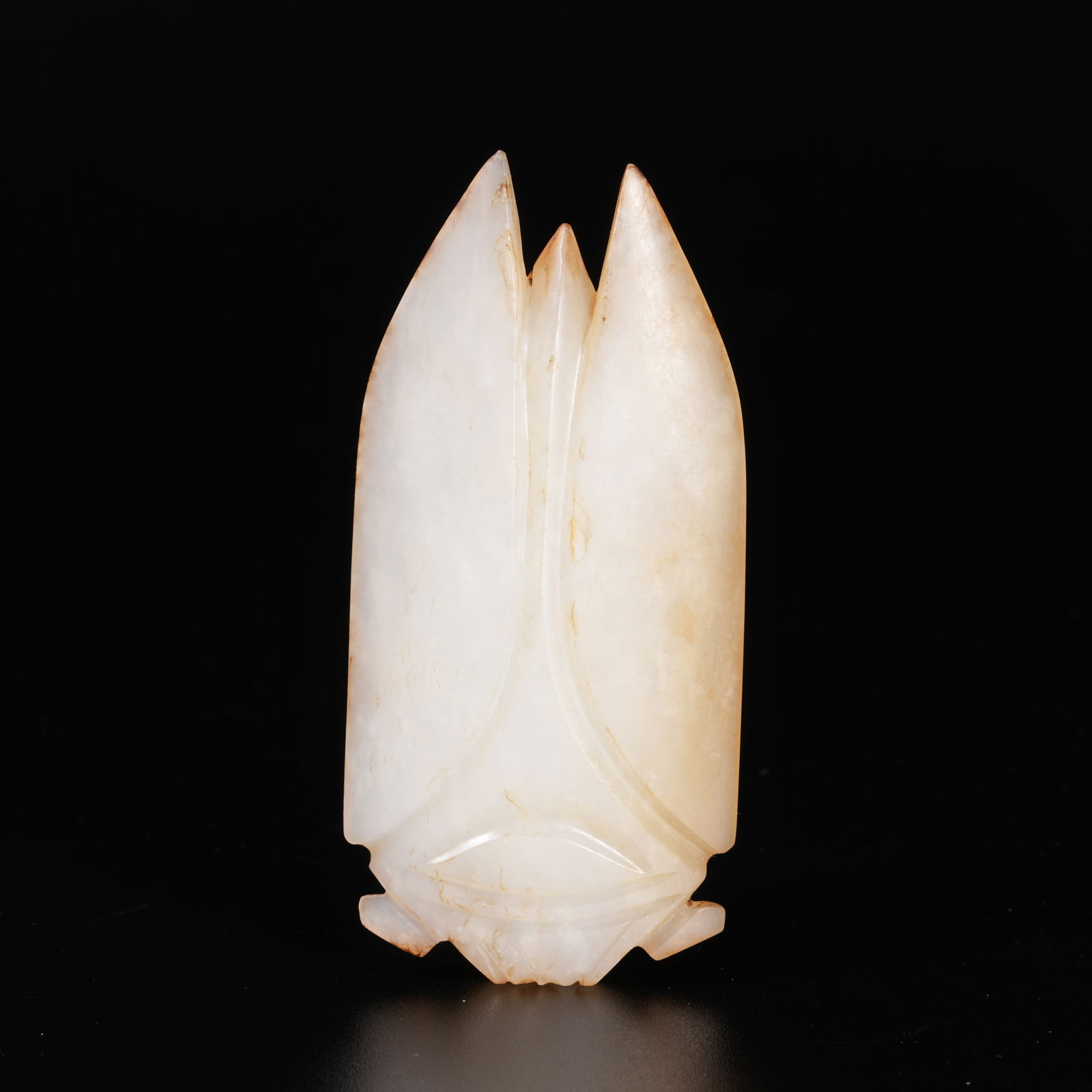 A HETIAN JADE CARVED "ONE CHIRP ASTONISHES THE WORLD" ORNAMENT: Hetian Jade Carved "One Chirp Astonishes the World" Ornament