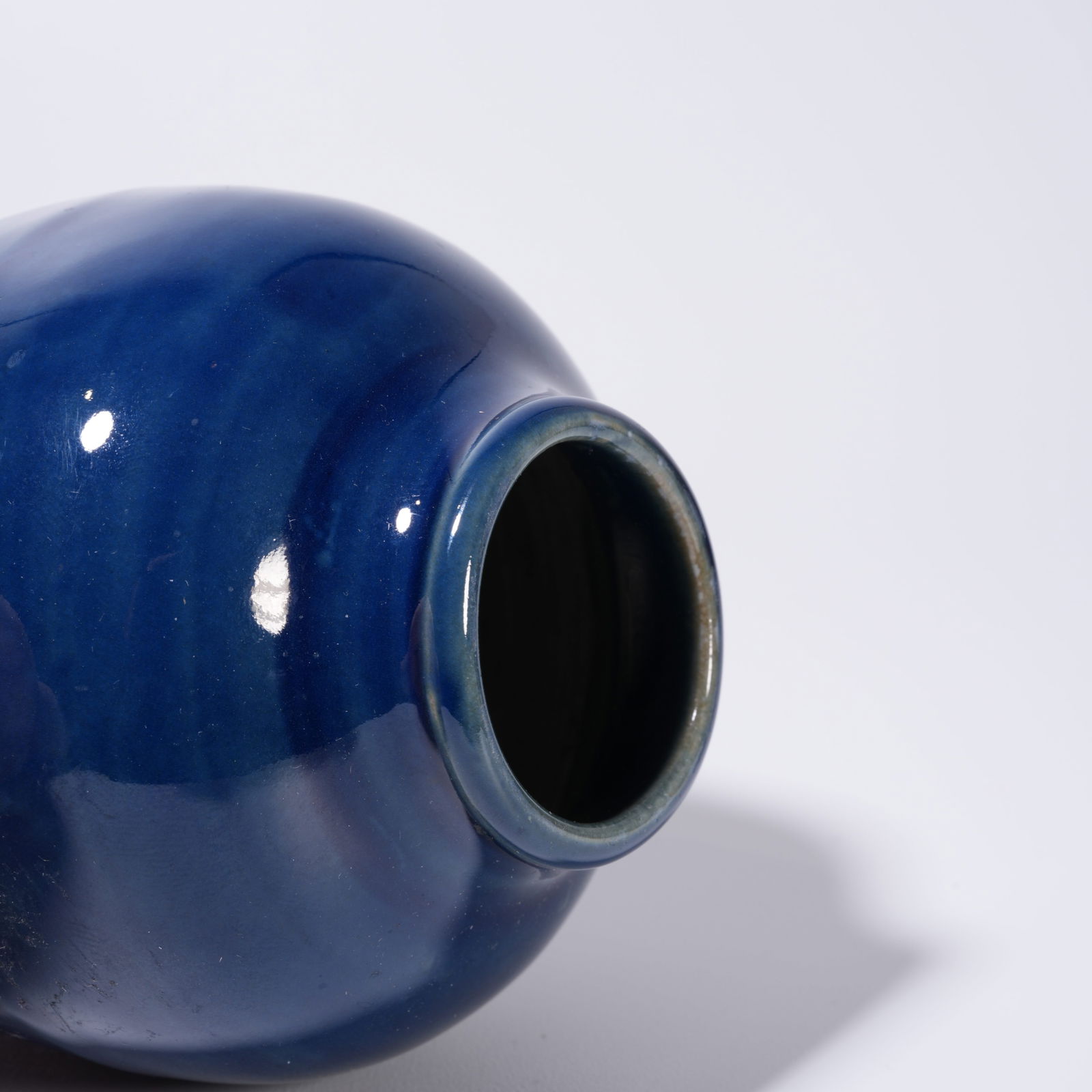 A BLUE-GLAZED COVERED JAR - 8