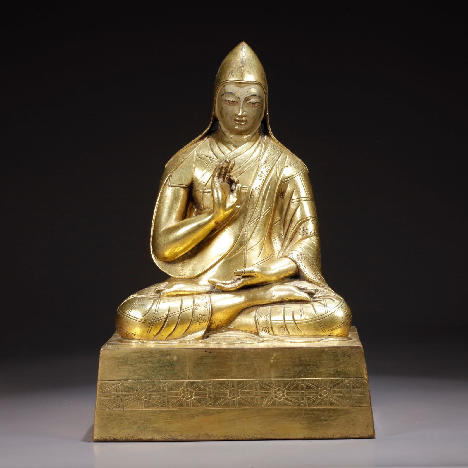 A GILDED BRONZE LAMA (TEACHER) STATUE: Gilded Bronze Lama (Teacher) Statue