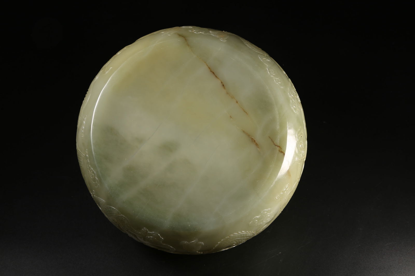 A HETIAN JADE DRAGON-PATTERN JAR - 9