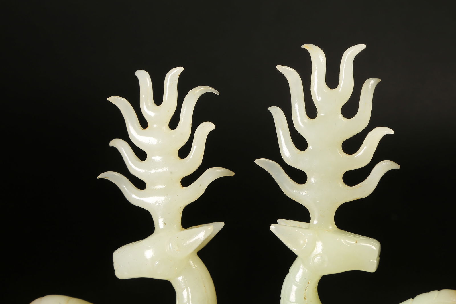 A ARCHAIC JADE DEER SET - 3