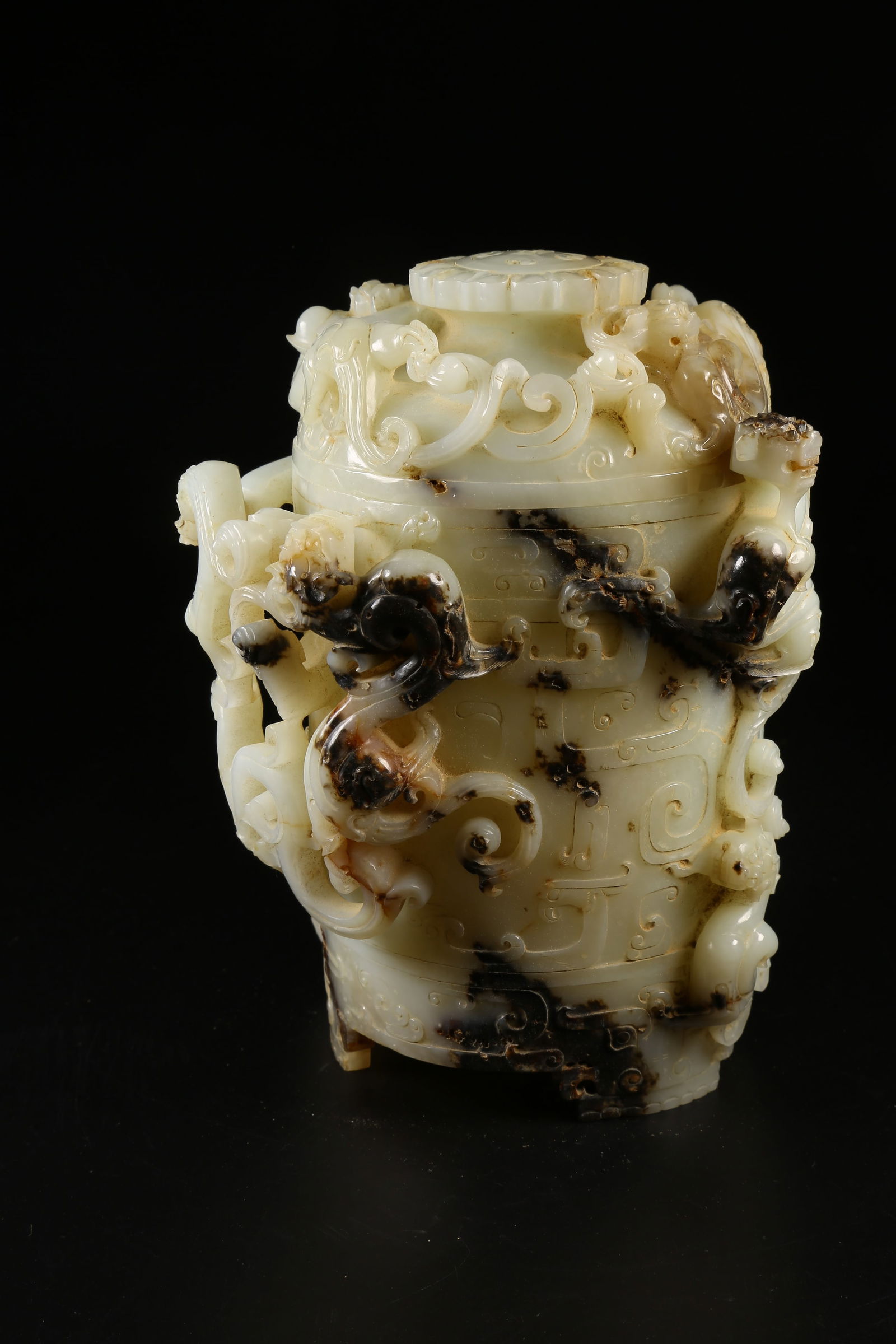 A ANCIENT JADE DRAGON-PATTERN WINE CUP - 5