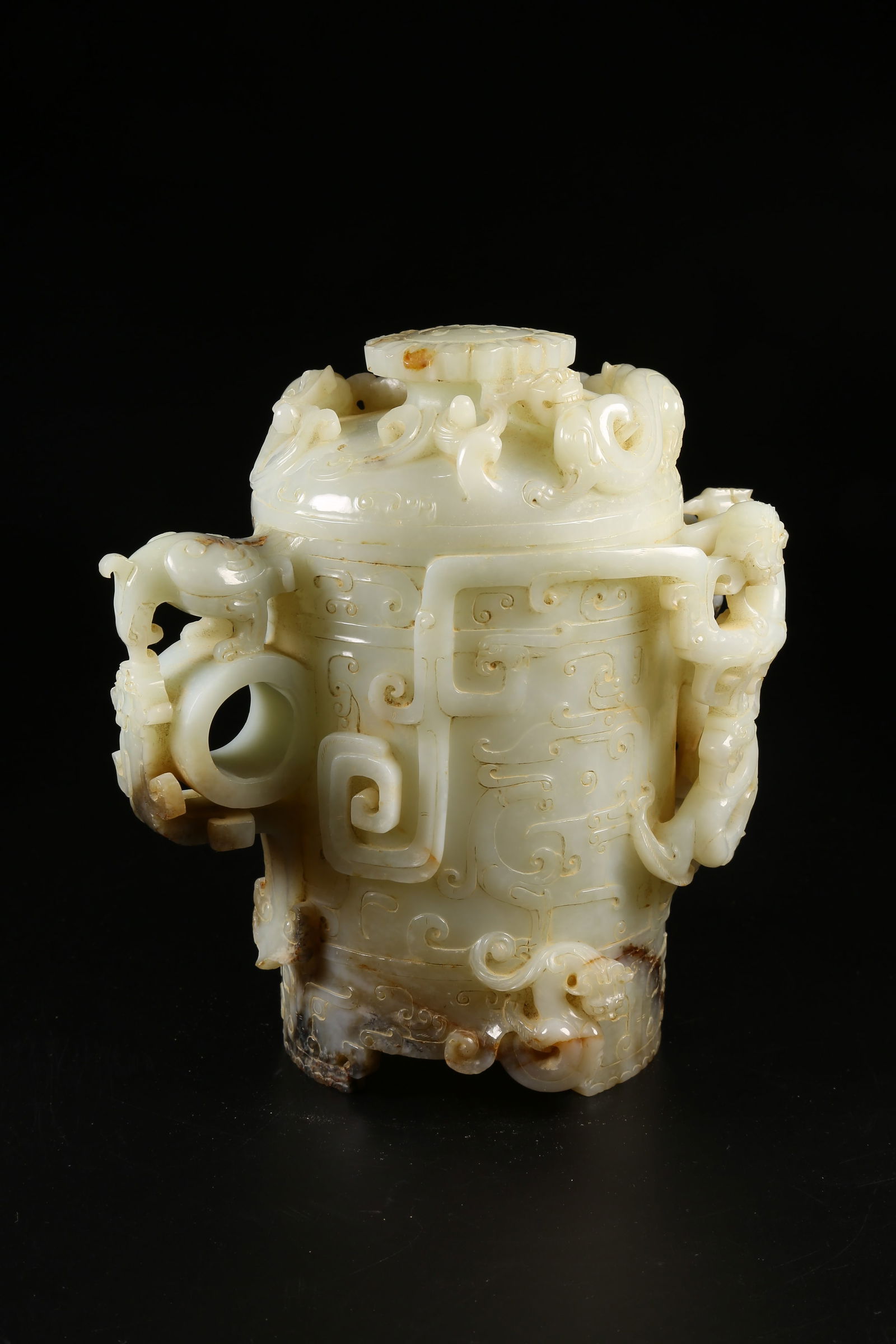 A ANCIENT JADE DRAGON-PATTERN WINE CUP - 8