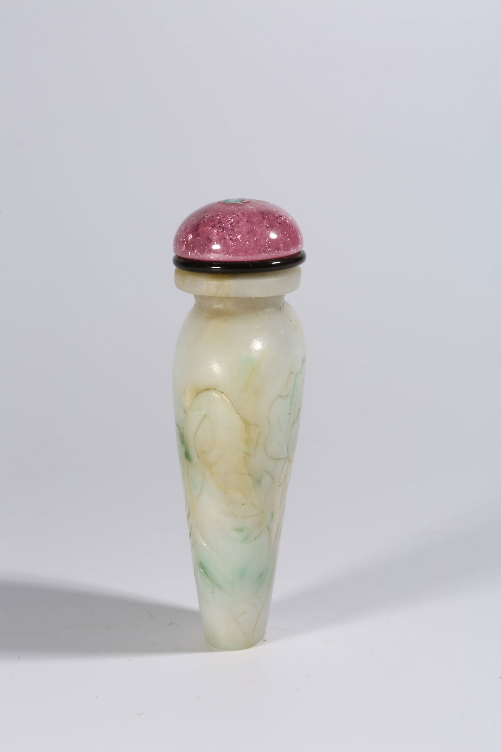 A JADEITE SNUFF BOTTLE WITH FLORAL PATTERN - 5