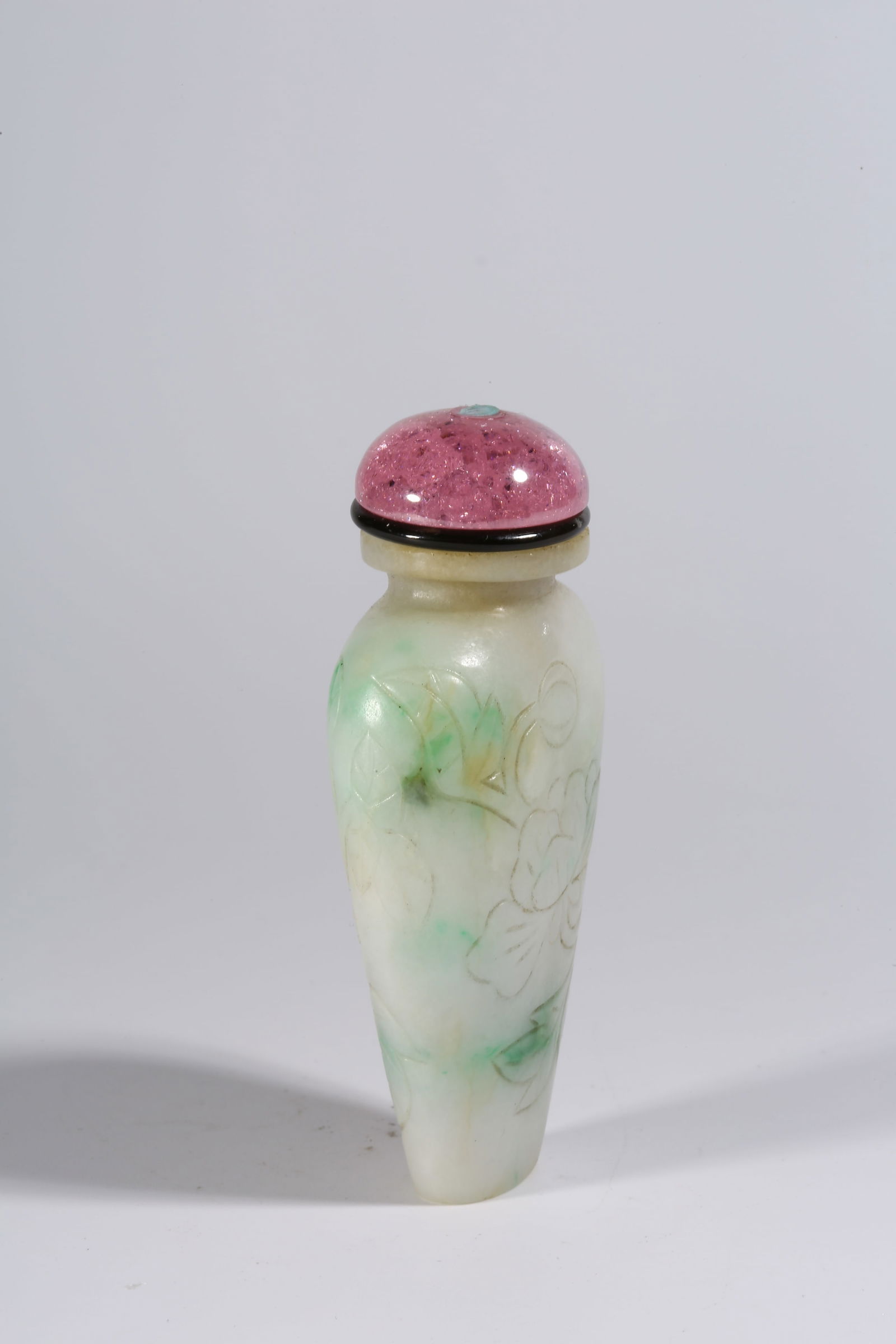 A JADEITE SNUFF BOTTLE WITH FLORAL PATTERN - 7
