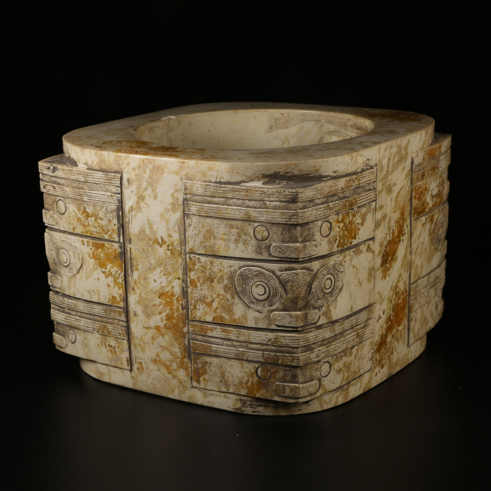 A ANCIENT JADE LIANGZHU CULTURE ANTHROPOMORPHIC FACE CONG (1 of 9)