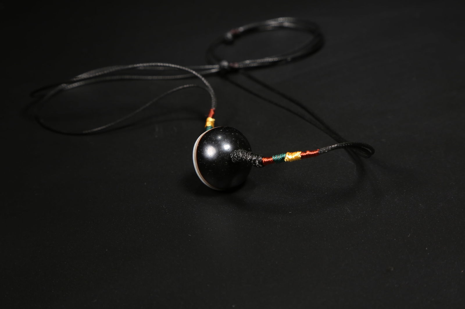 A AGATE NECKLACE - 6