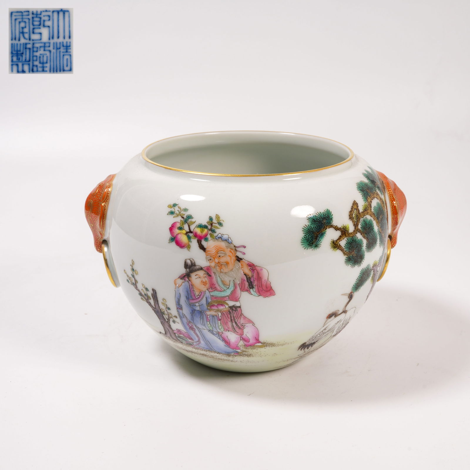 A FAMILLE-ROSE FUSHOU JAR WITH FIGURAL STORY SCENE: Famille-Rose Fushou Jar with Figural Story Scene