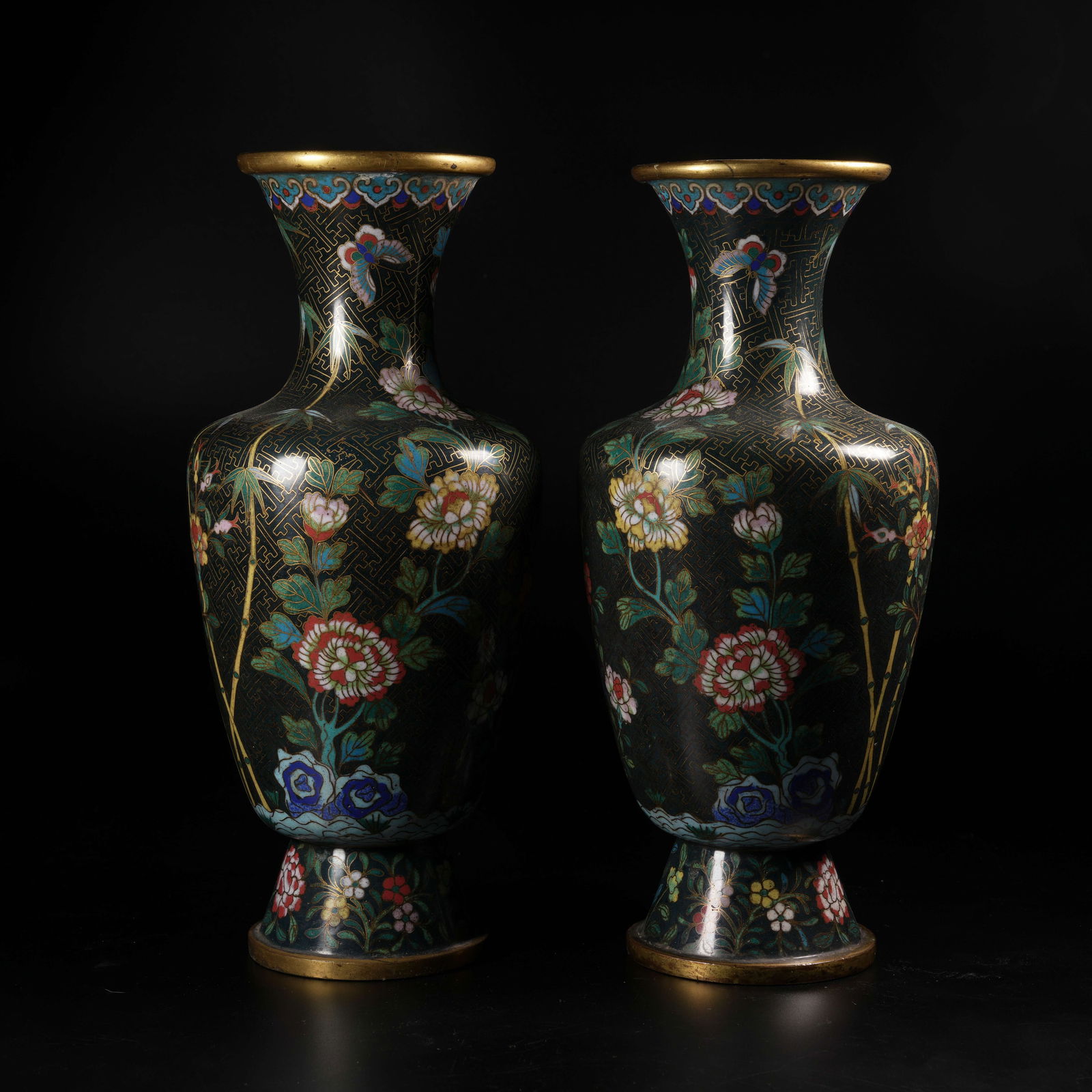 A SET OF CLOISONNÉ ENAMEL ZUN WITH FLORAL-AND-BIRD MOTIFS ON BRONZE: Set of cloisonné enamel zun with floral-and-bird motifs on bronze