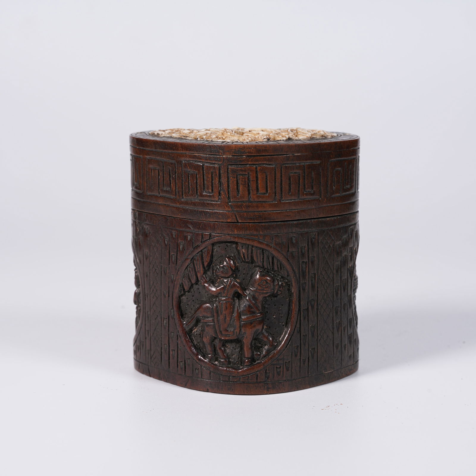 A ZITAN WOOD INLAID MOTHER-OF-PEARL COVERED BOX WITH SCHOLAR UNDER PINE SCENE: Zitan Wood Inlaid Mother-of-Pearl Covered Box with Scholar under Pine Scene