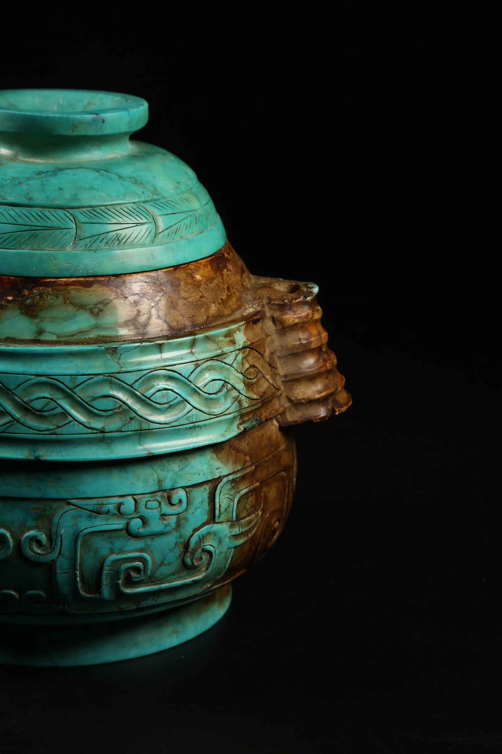 A TURQUOISE DRAGON-PATTERN COVERED CENSER - 7