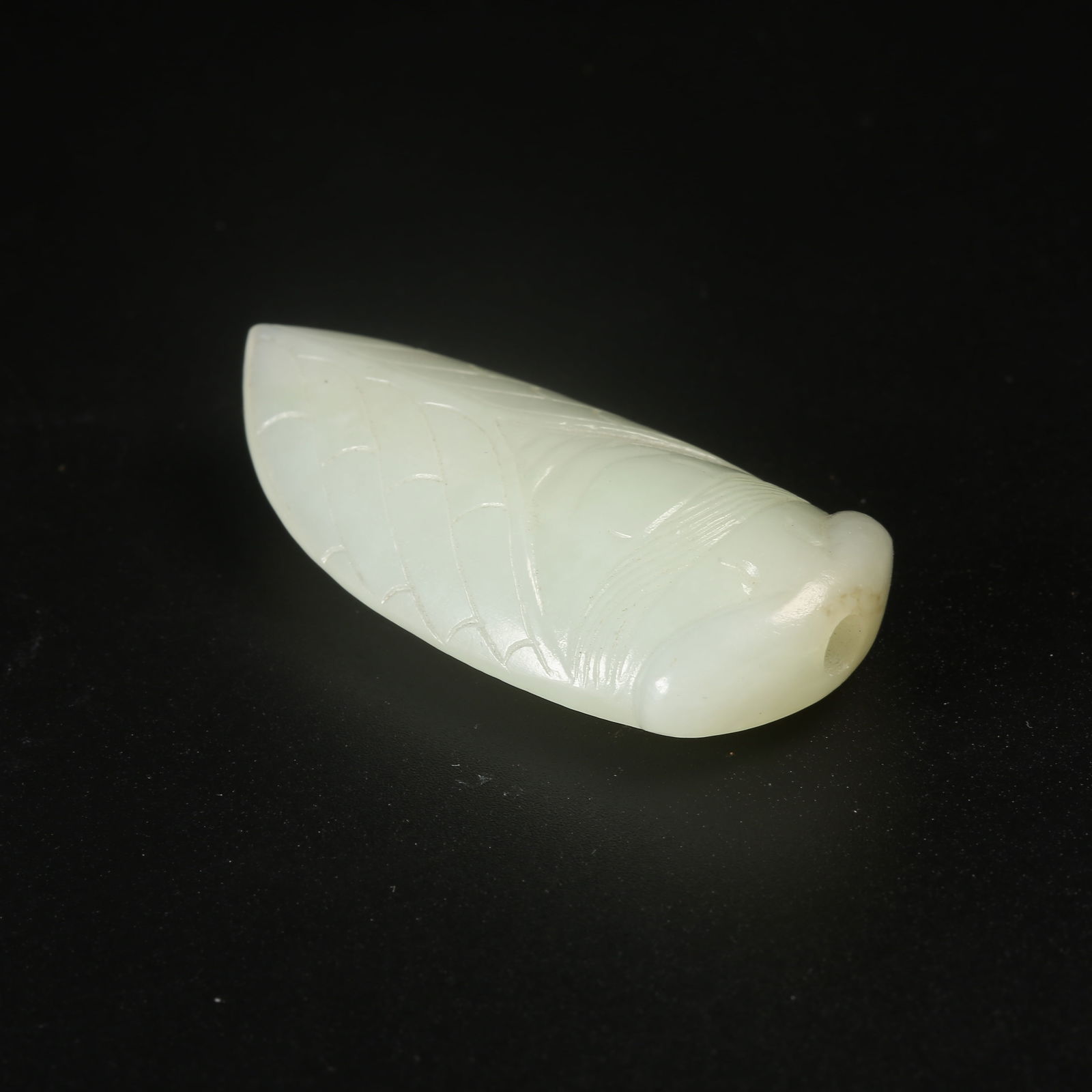 A HETIAN JADE CICADA: Hetian Jade Cicada