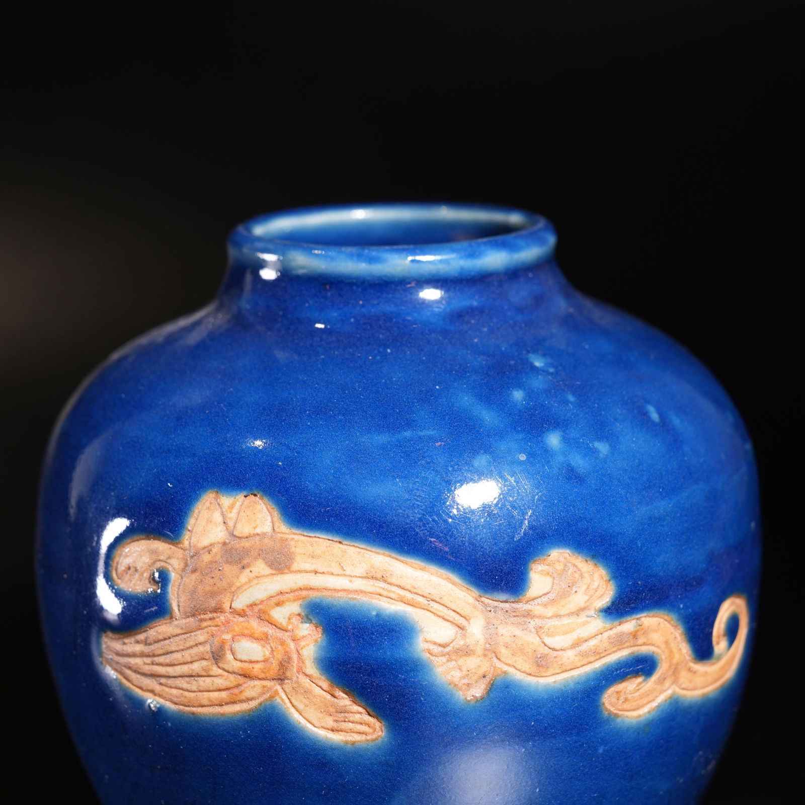 A BLUE-GLAZED DRAGON-PATTERN JAR - 6