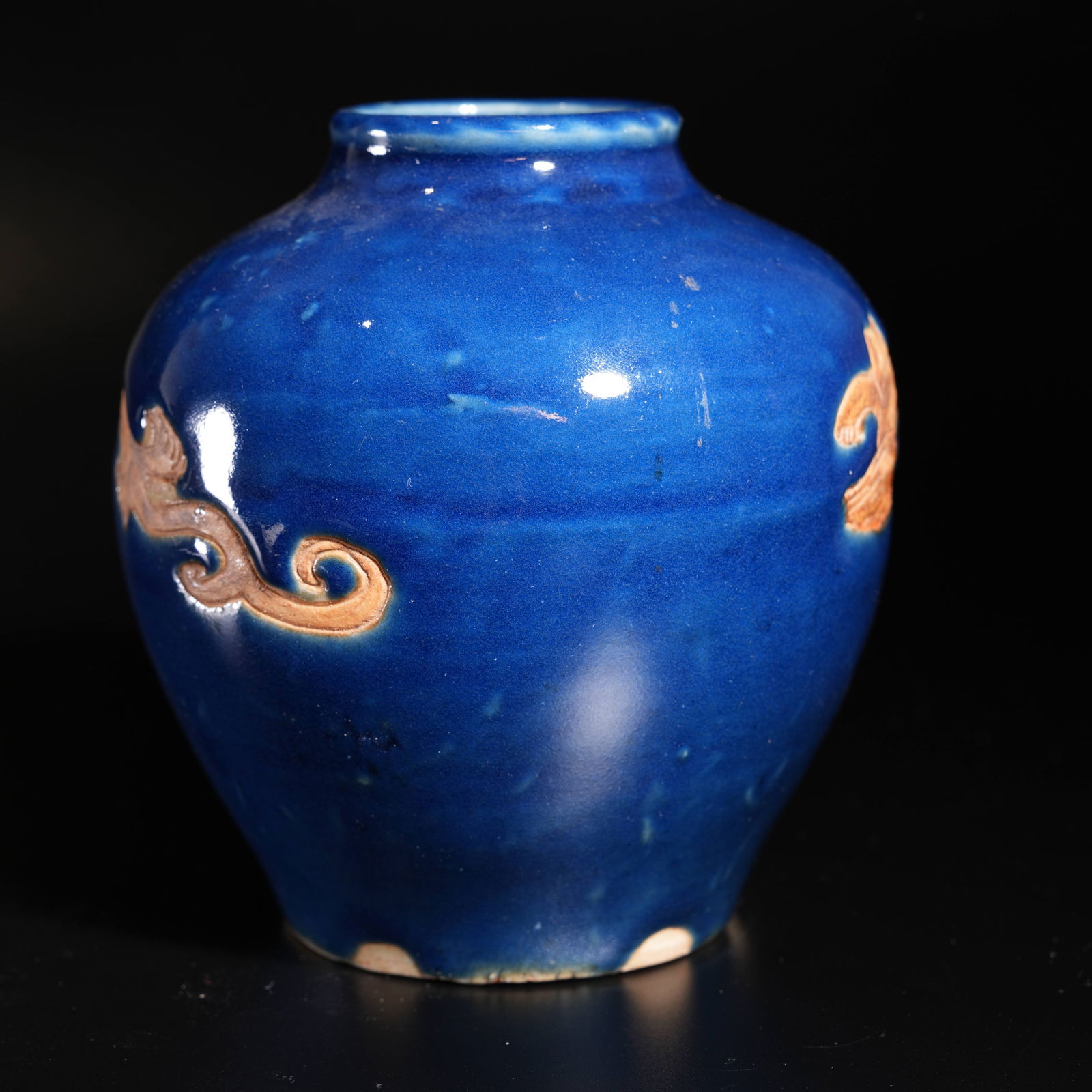 A BLUE-GLAZED DRAGON-PATTERN JAR - 8