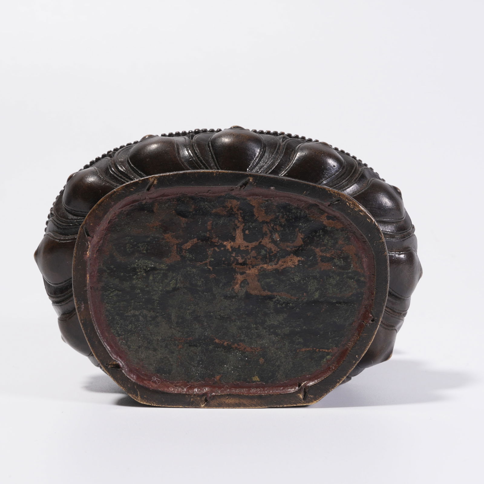 A BRONZE BUDDHA STATUE - 10