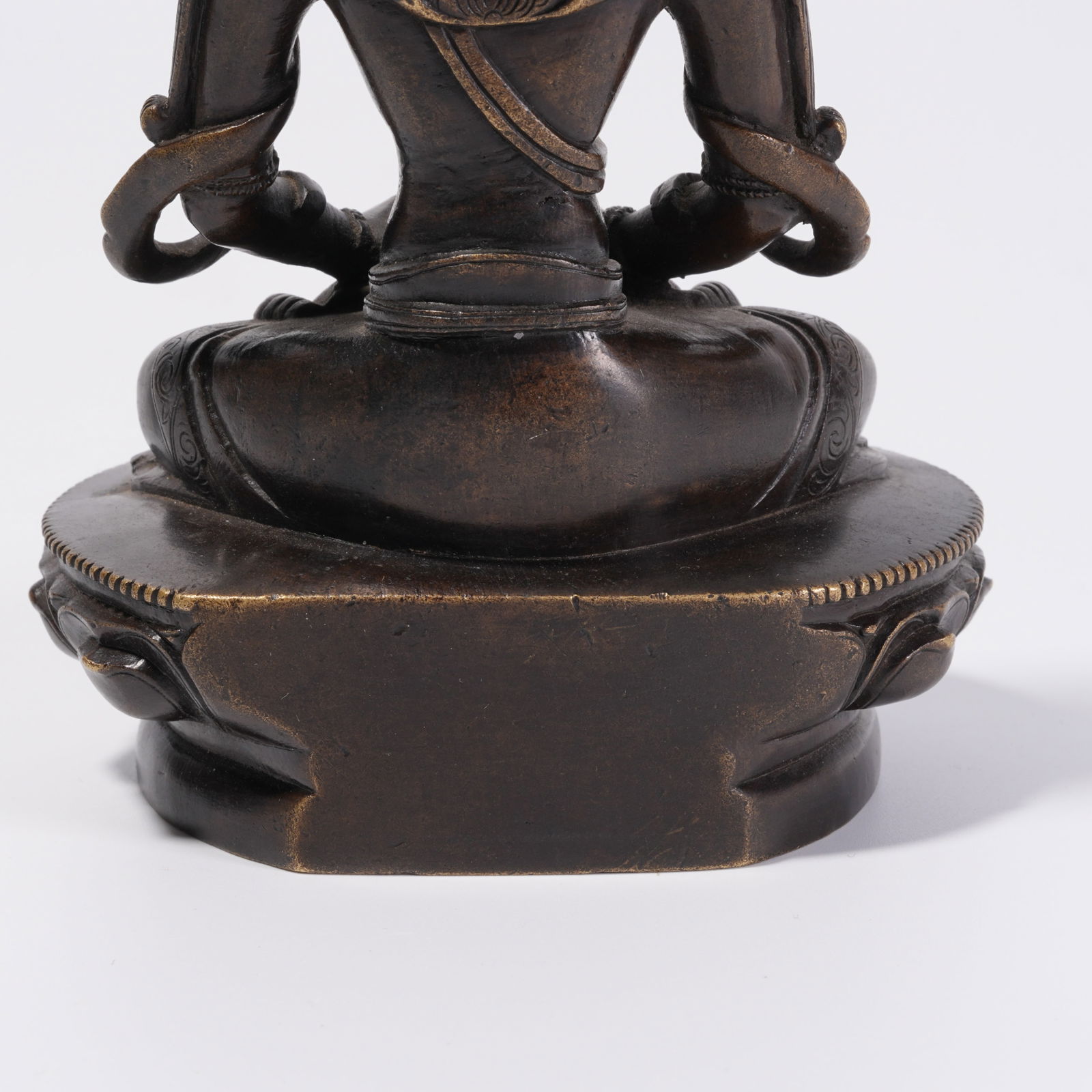 A BRONZE BUDDHA STATUE - 8