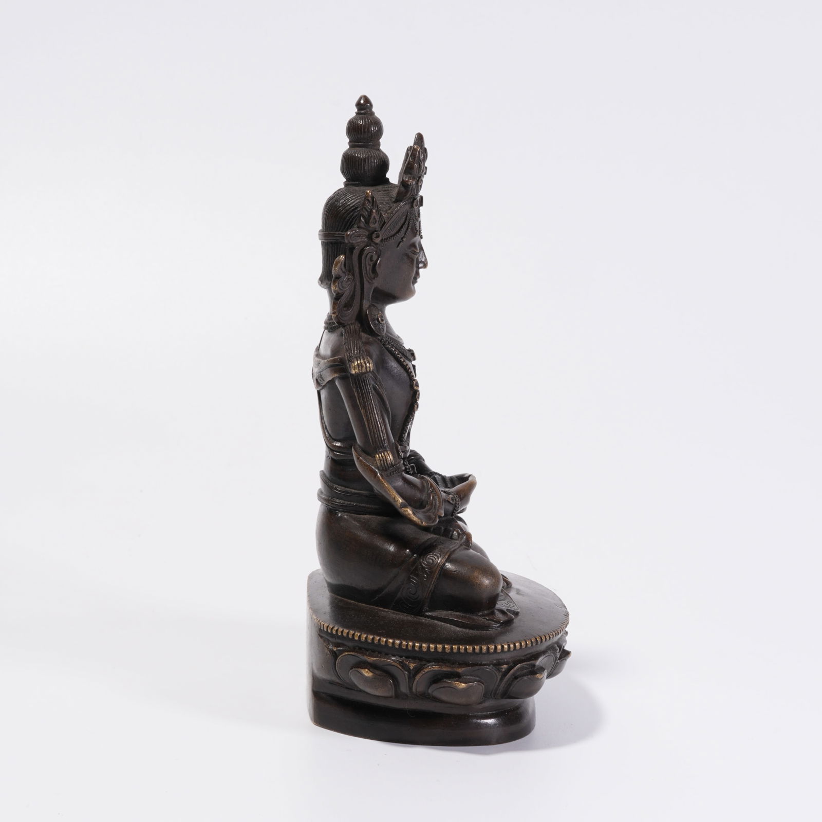 A BRONZE BUDDHA STATUE - 9