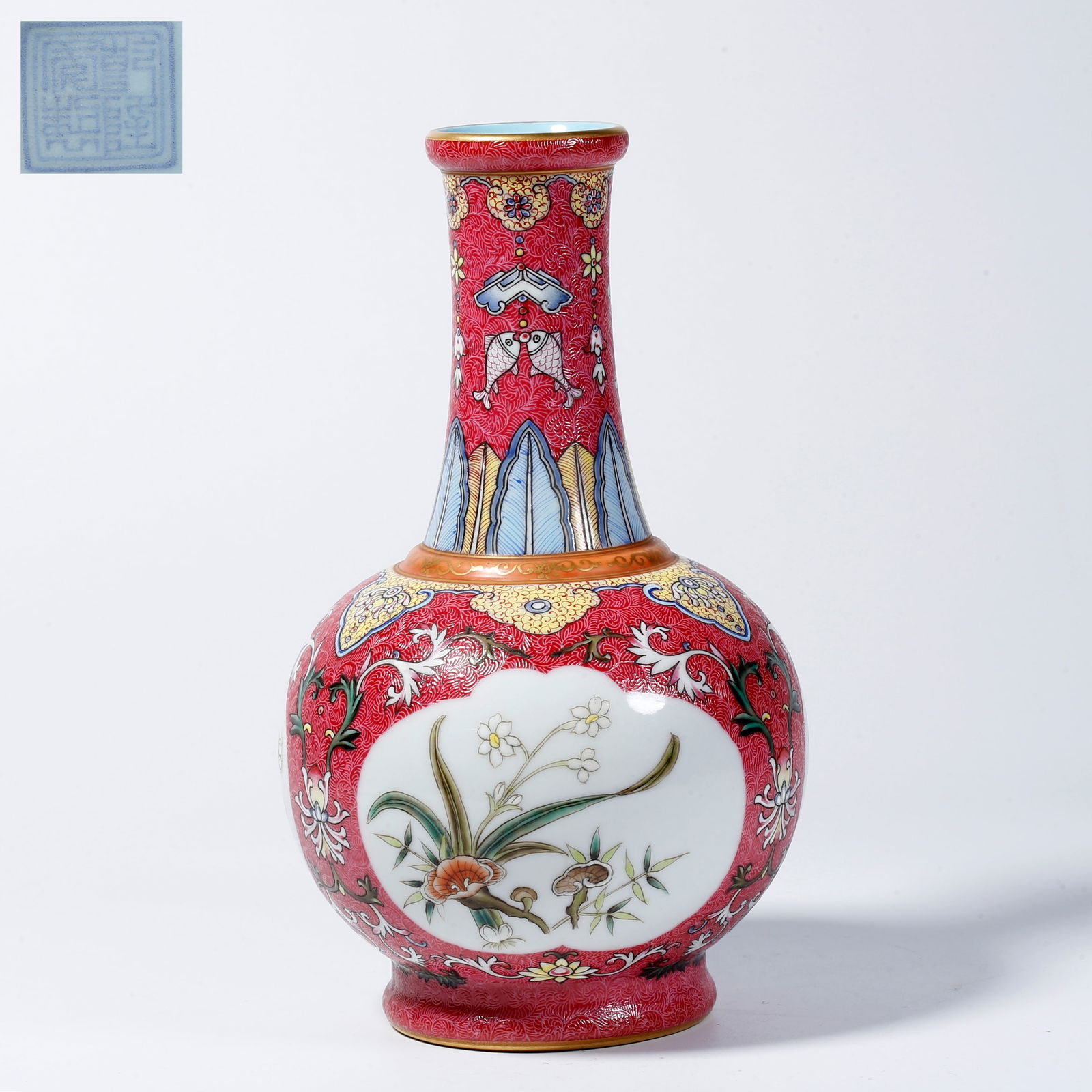 A YANGCAI VASE WITH FLORAL DESIGN IN OPEN PANELS: Yangcai vase with floral design in open panels