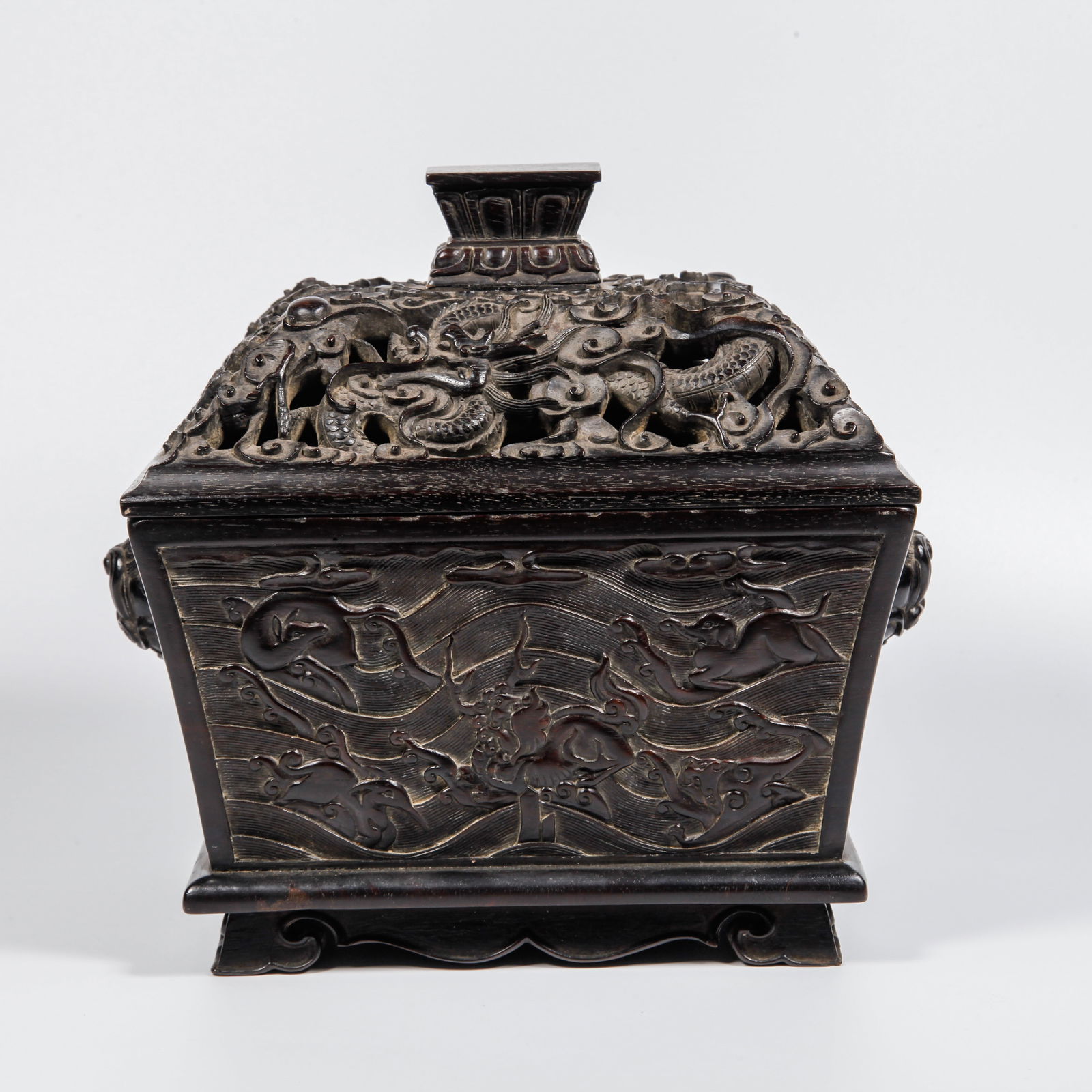 A ZITAN WOOD CARVED CHI-DRAGON PATTERN INCENSE BURNER: Zitan Wood Carved Chi-Dragon Pattern Incense Burner