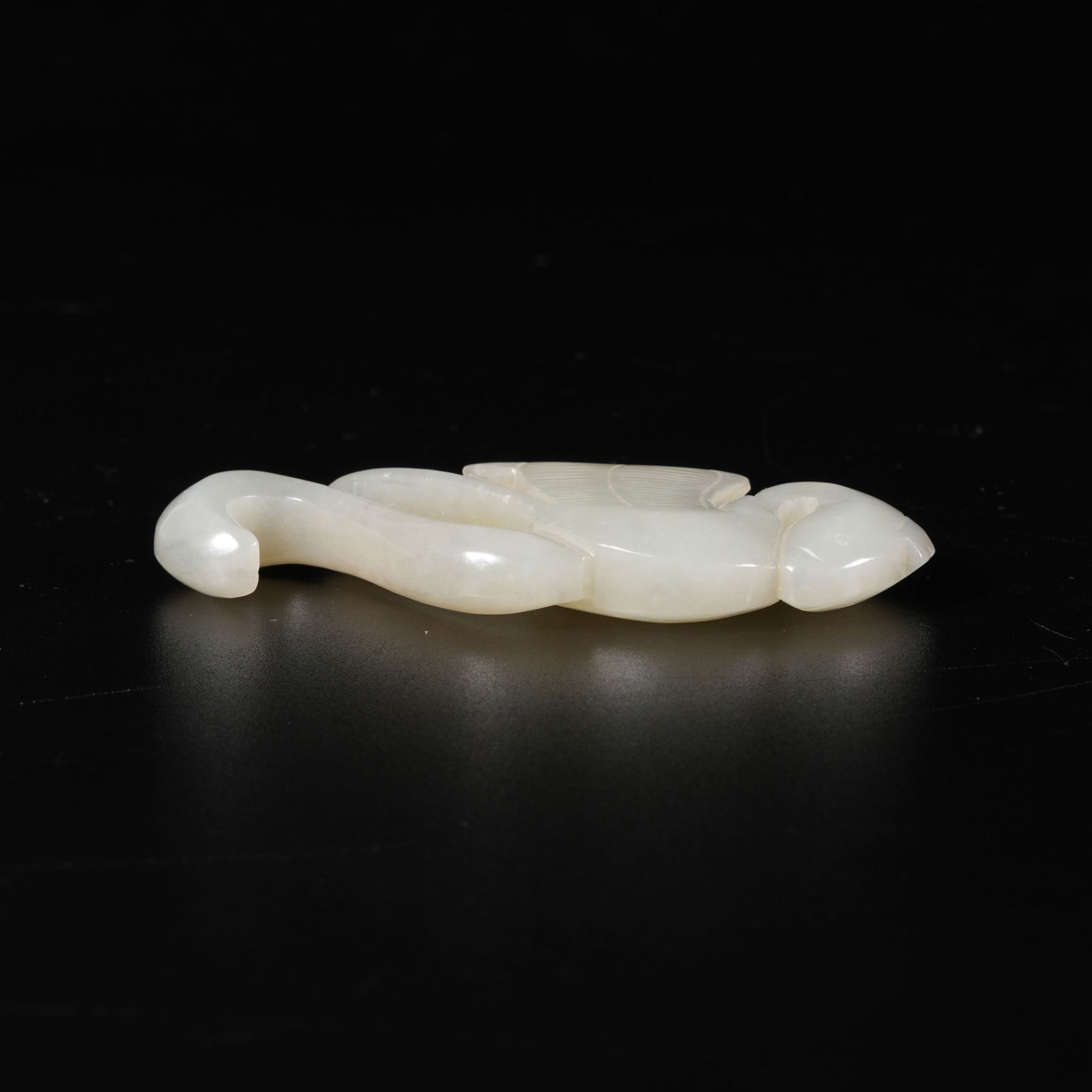 A HETIAN JADE BEAST-PATTERN PENDANT - 7