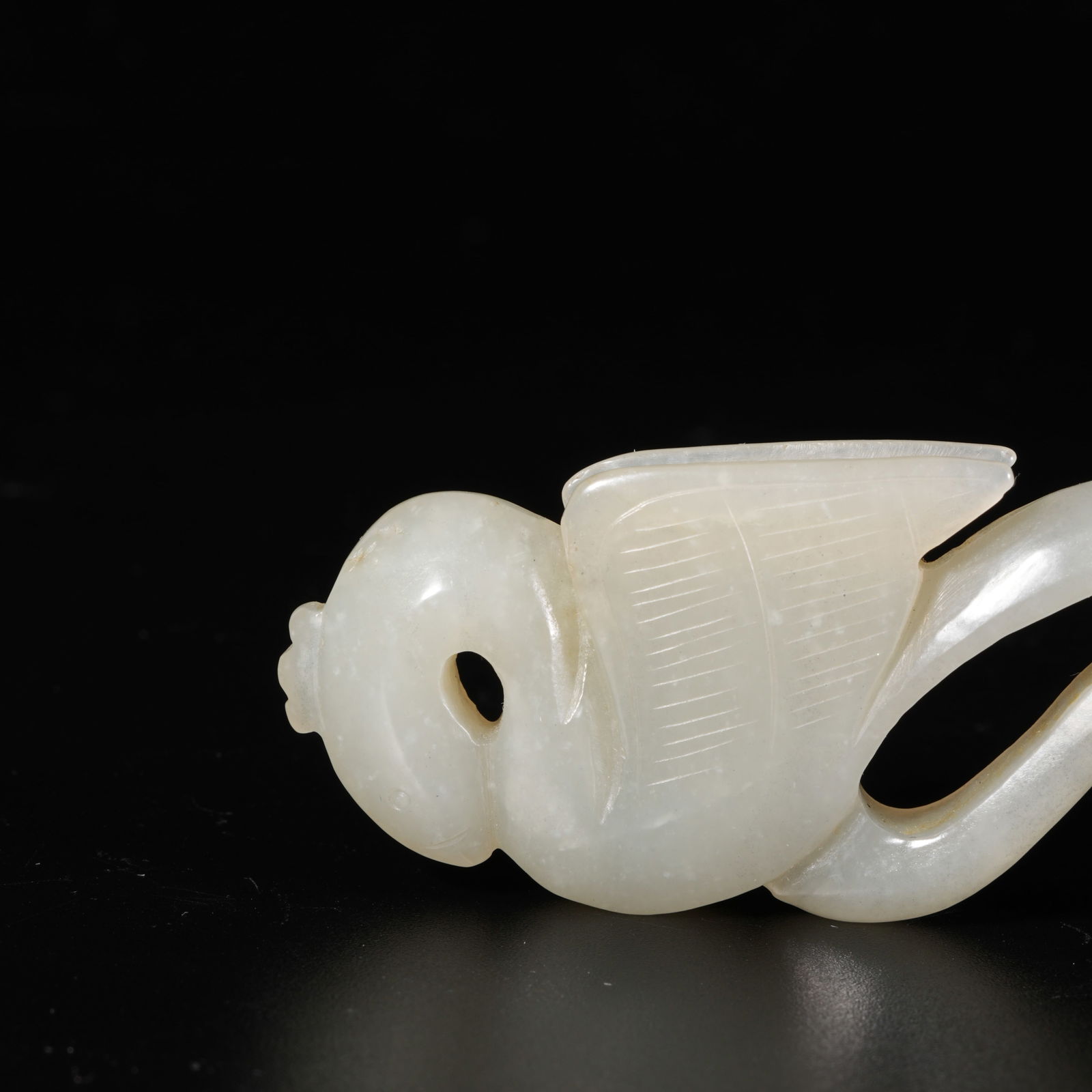 A HETIAN JADE BEAST-PATTERN PENDANT - 9