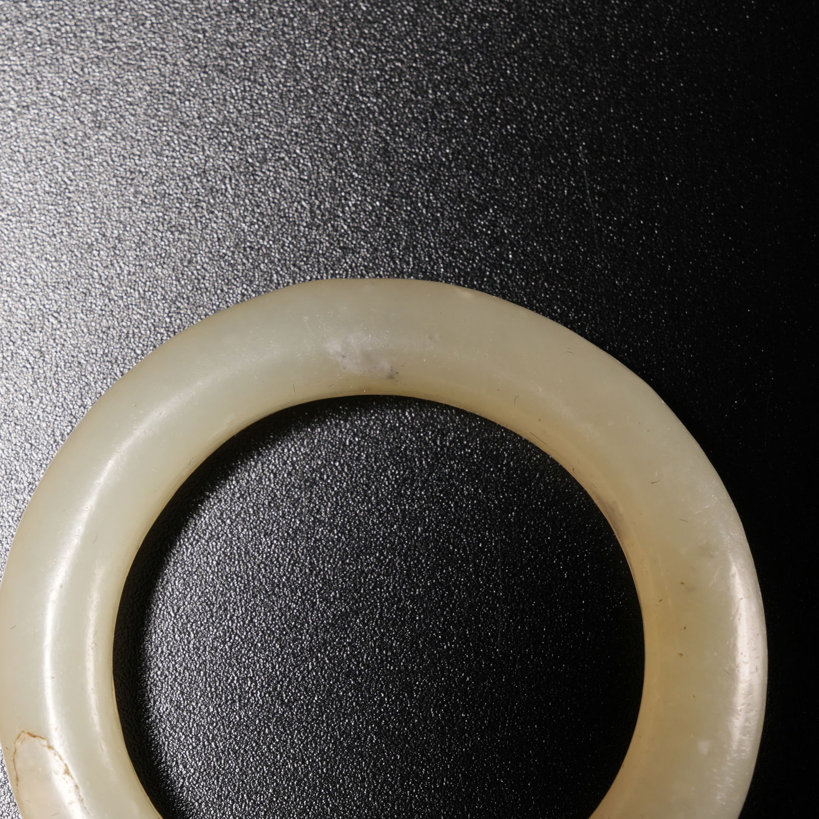 A HETIAN JADE KASAYA RING - 4