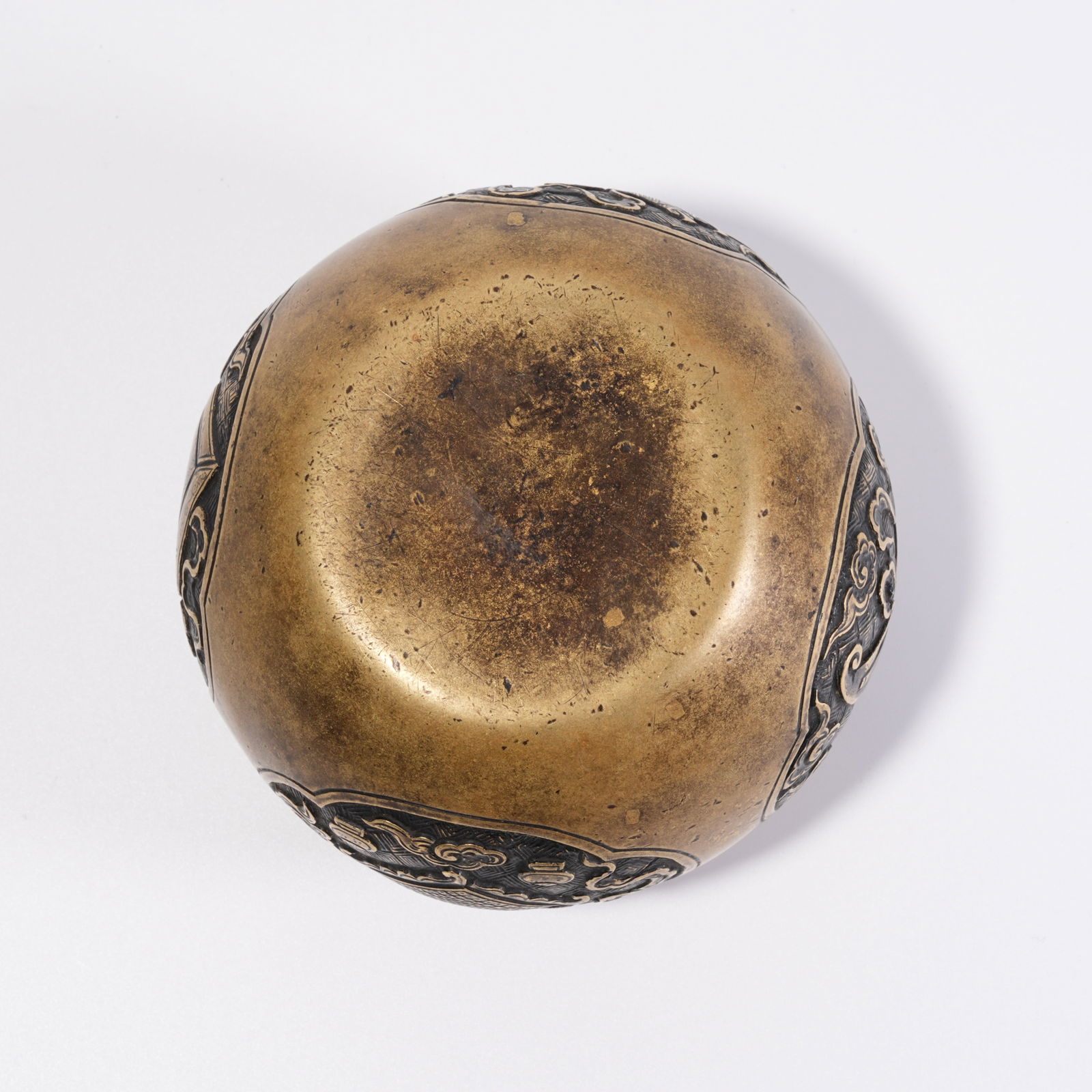 A BRONZE FOUR-TREASURE PATTERN JAR - 8