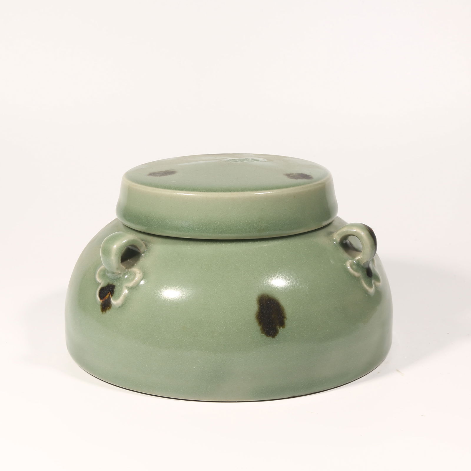 A LONGQUAN KILN POLYCHROME THREE-HANDLED JAR (1 of 9)
