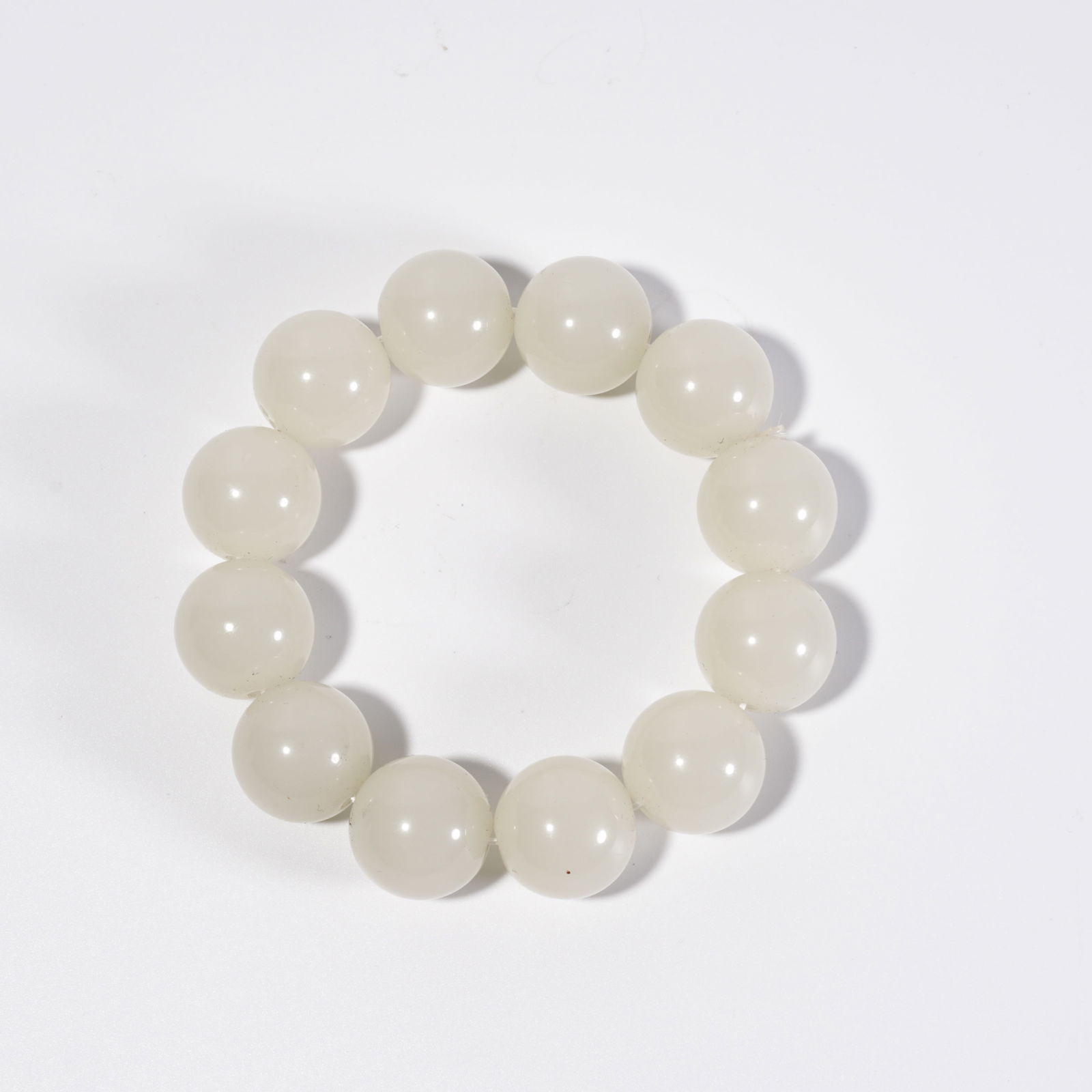 A HETIAN JADE BEAD BRACELET (1 of 8)