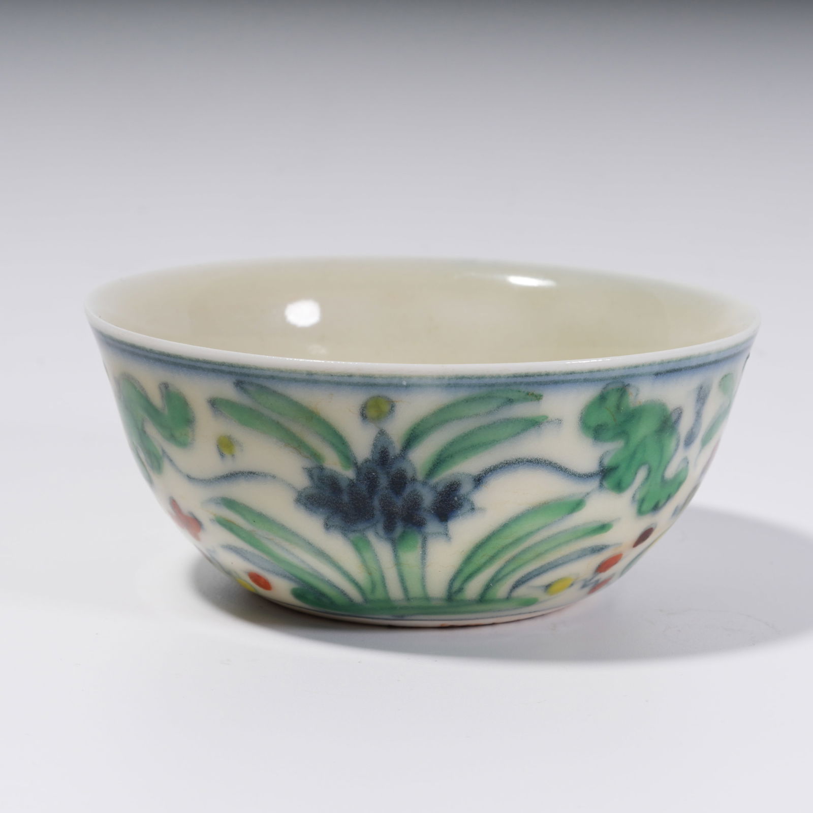 A DOUCAI DUCK PATTERN CUP - 4