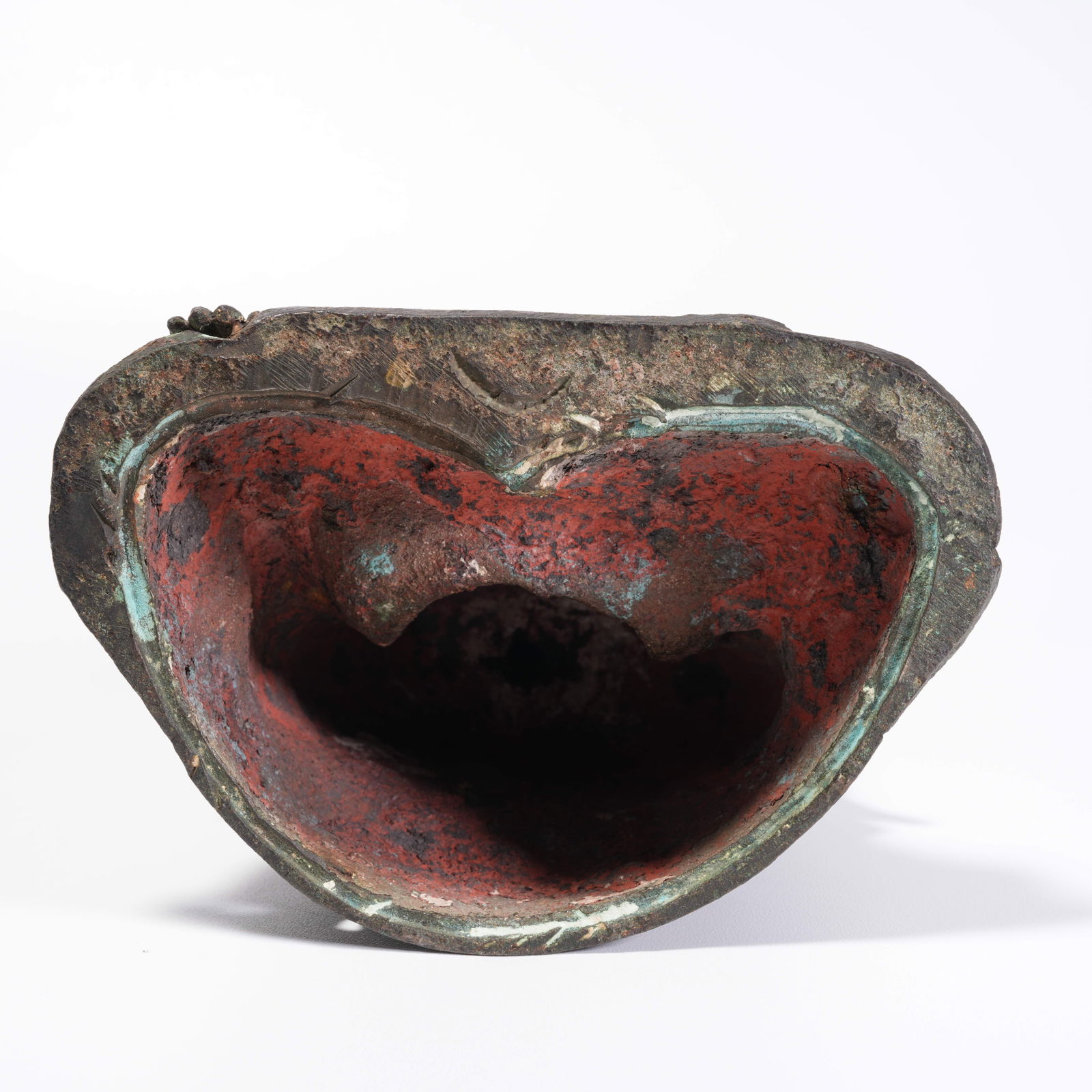 A BRONZE BUDDHA STATUE - 10