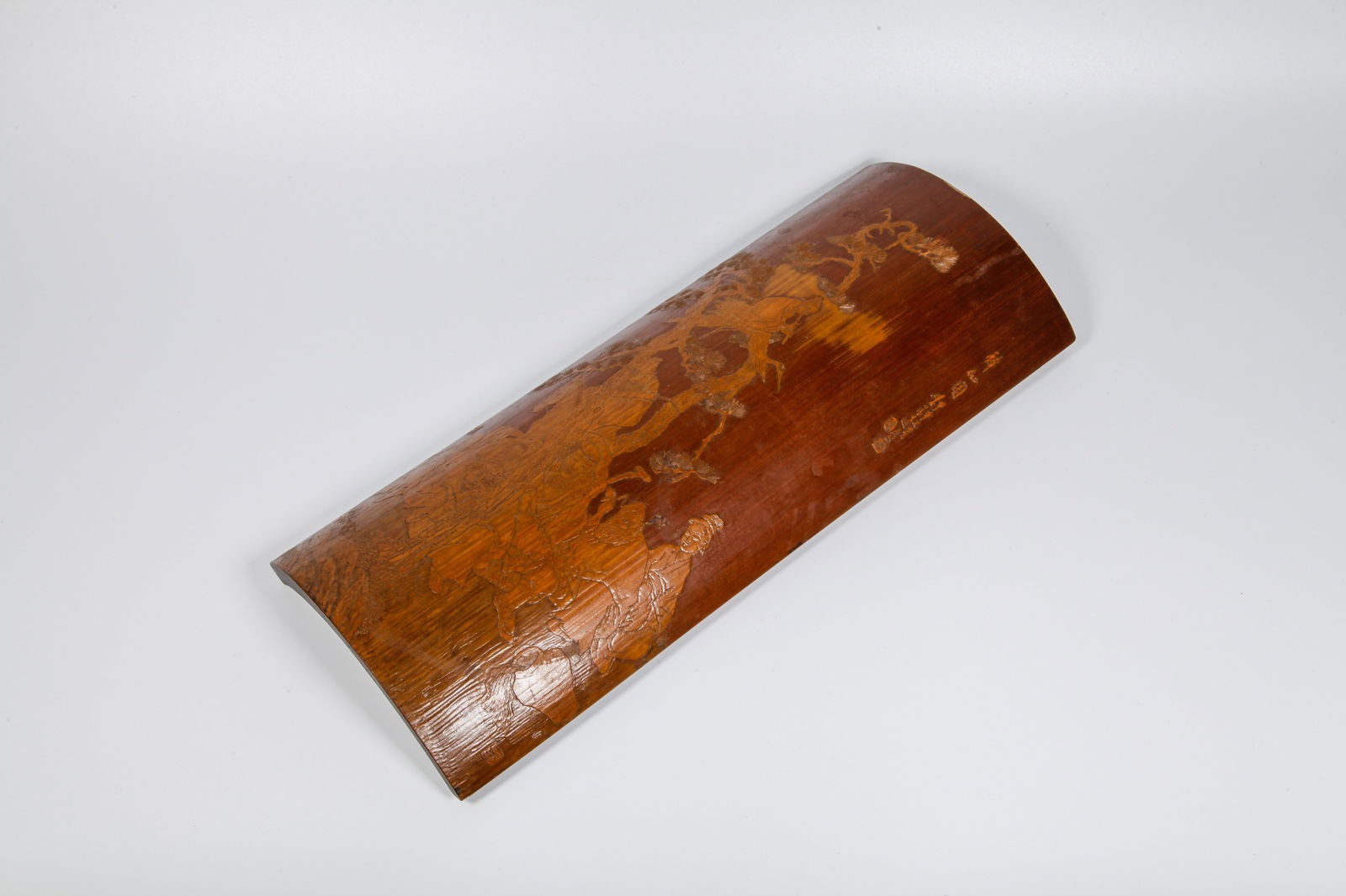 A BAMBOO CARVED LIQING EIGHT IMMORTALS FIGURATIVE STORY PATTERN ARMREST: Bamboo Carved Liqing Eight Immortals Figurative Story Pattern Armrest