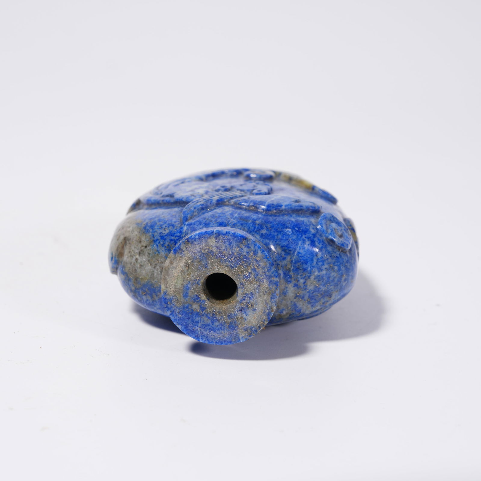 A LAPIS LAZULI SNUFF BOTTLE WITH BEAST PATTERN - 6