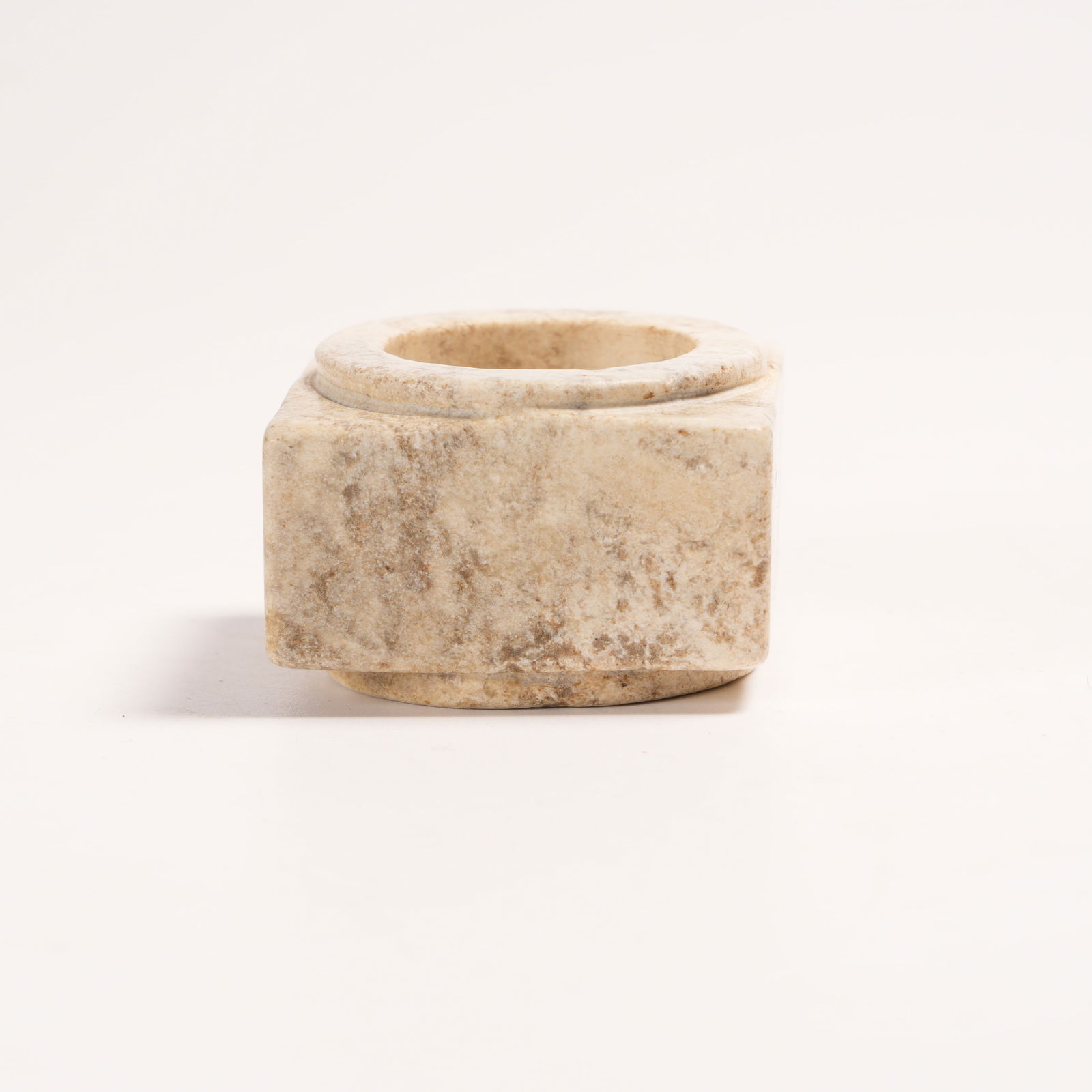 A CONG IN ARCHAIC JADE - 2