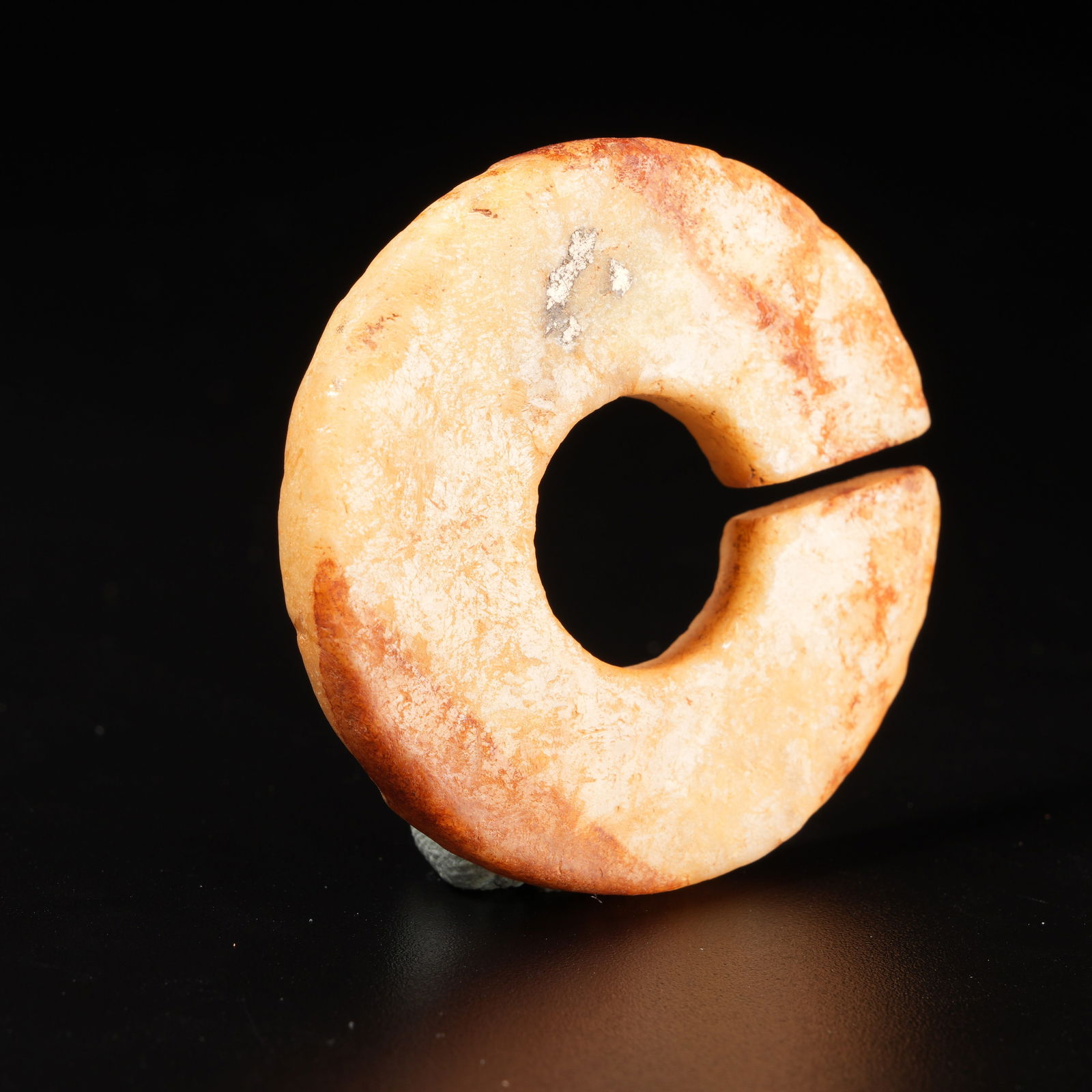 A ARCHAIC JADE RING - 5