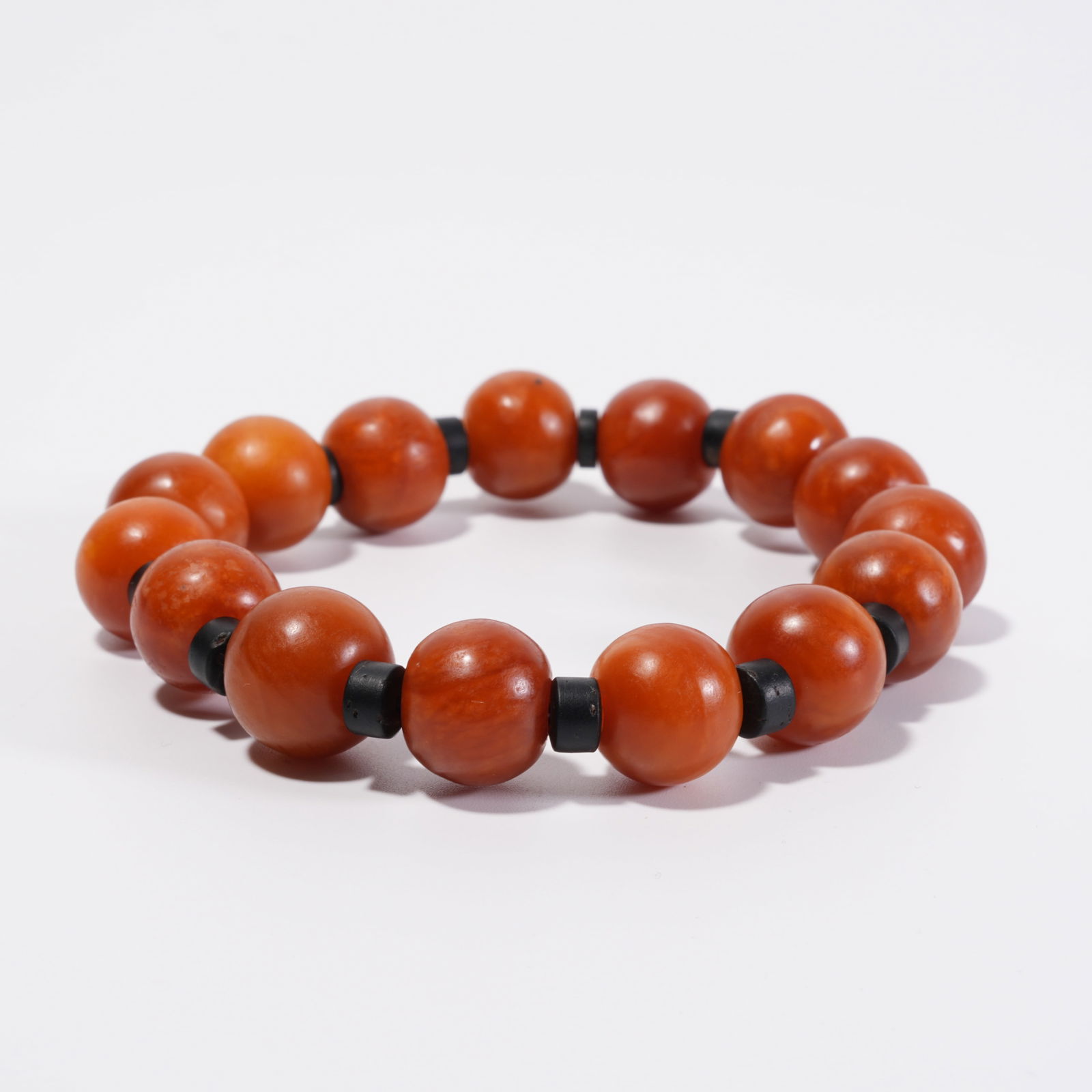 A HETIAN JADE BEAD BRACELET - 10