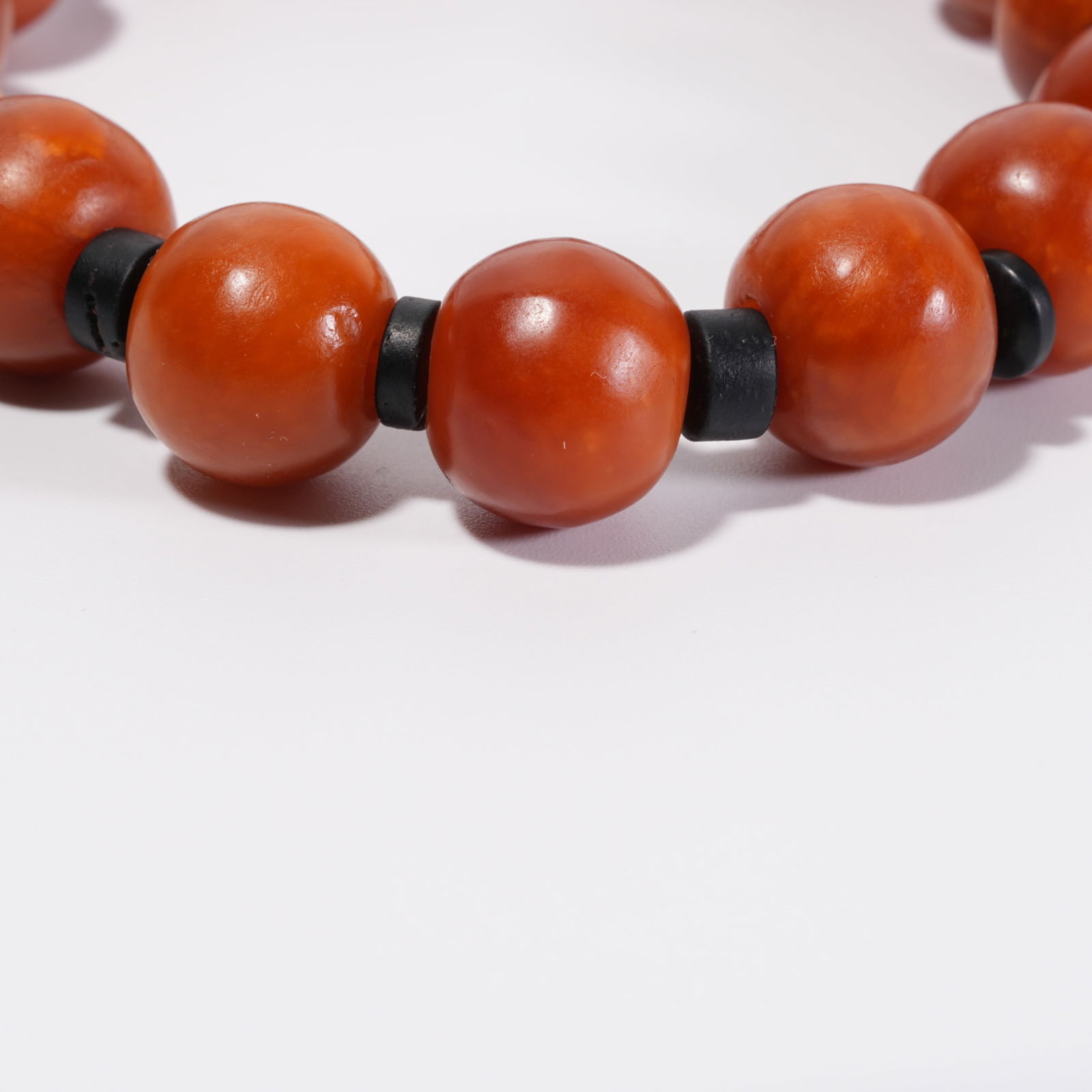 A HETIAN JADE BEAD BRACELET - 6