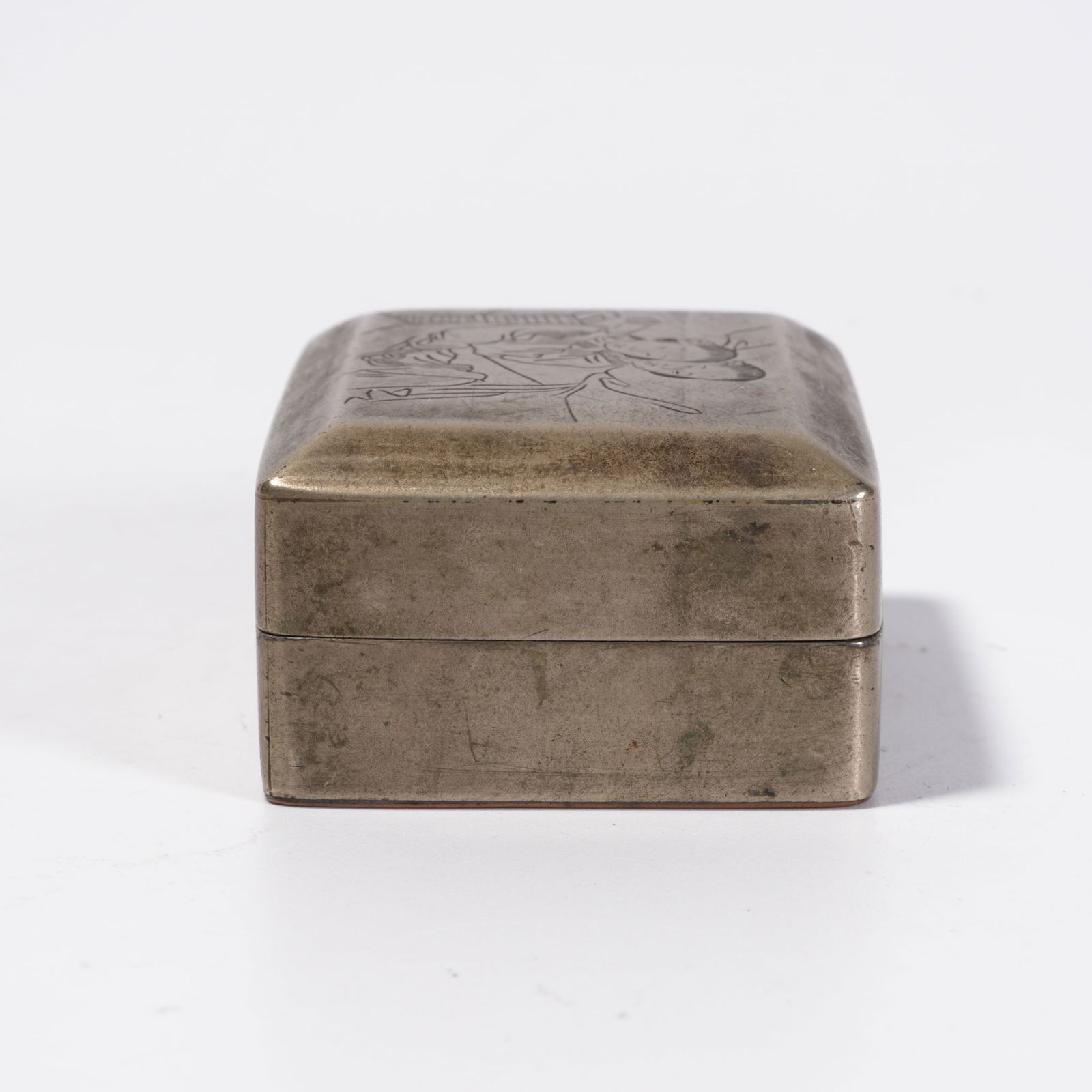 A BRONZE COVERED BOX WITH FIGURE NARRATIVE PATTERN - 3