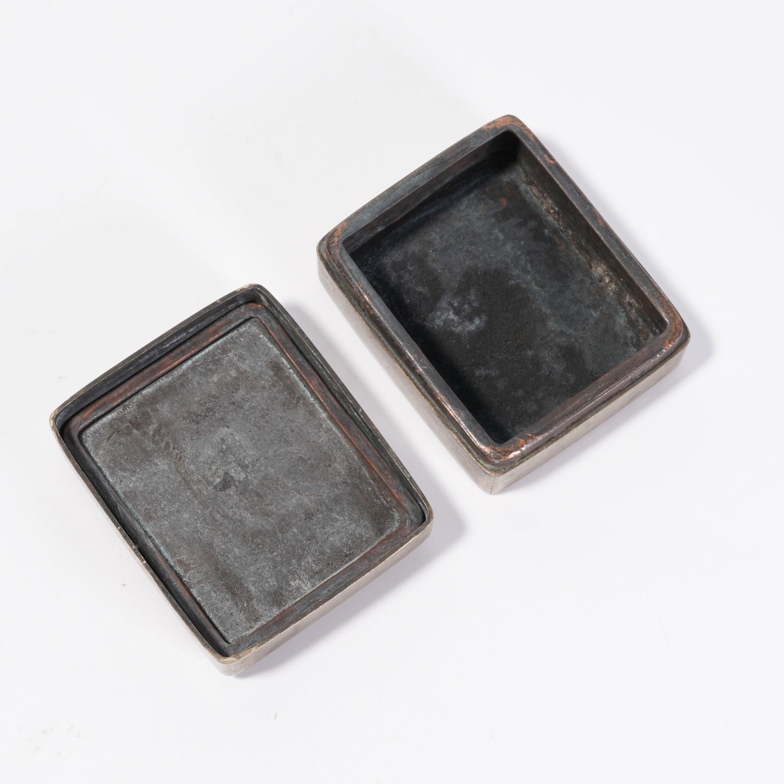 A BRONZE COVERED BOX WITH FIGURE NARRATIVE PATTERN - 8