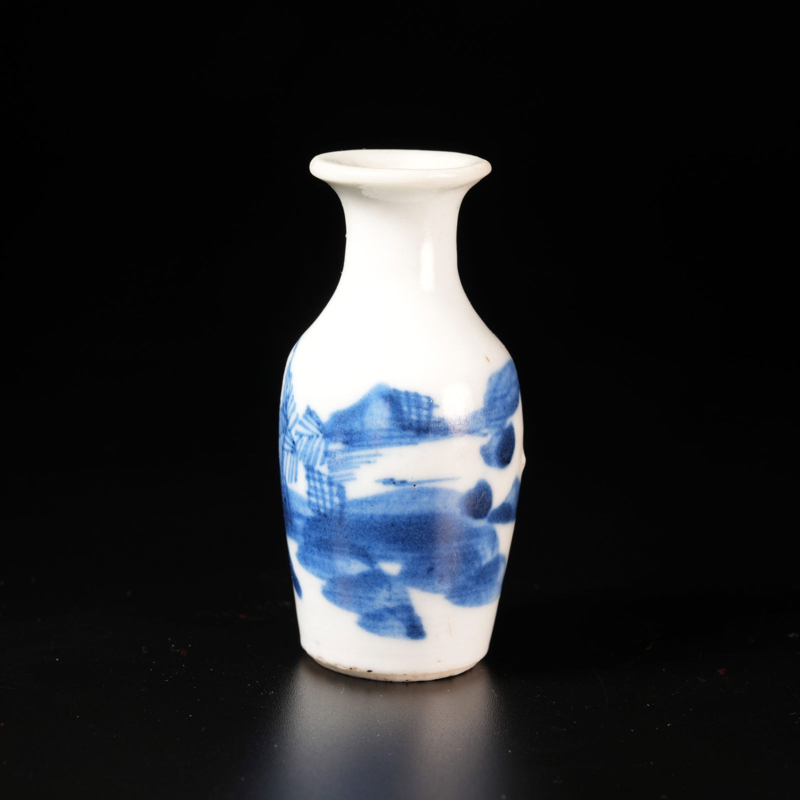 A BLUE-AND-WHITE SMALL APPRECIATION VASE WITH LANDSCAPE PATTERN (1 of 8)