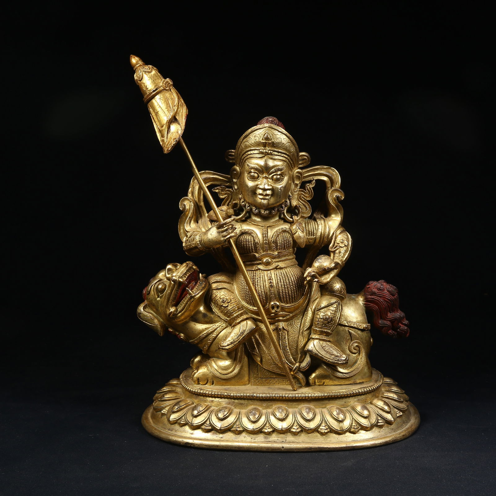 A GILT BRONZE VAISHRAVANA (WEALTH GUARDIAN KING) STATUE: Gilt Bronze Vaishravana (Wealth Guardian King) Statue