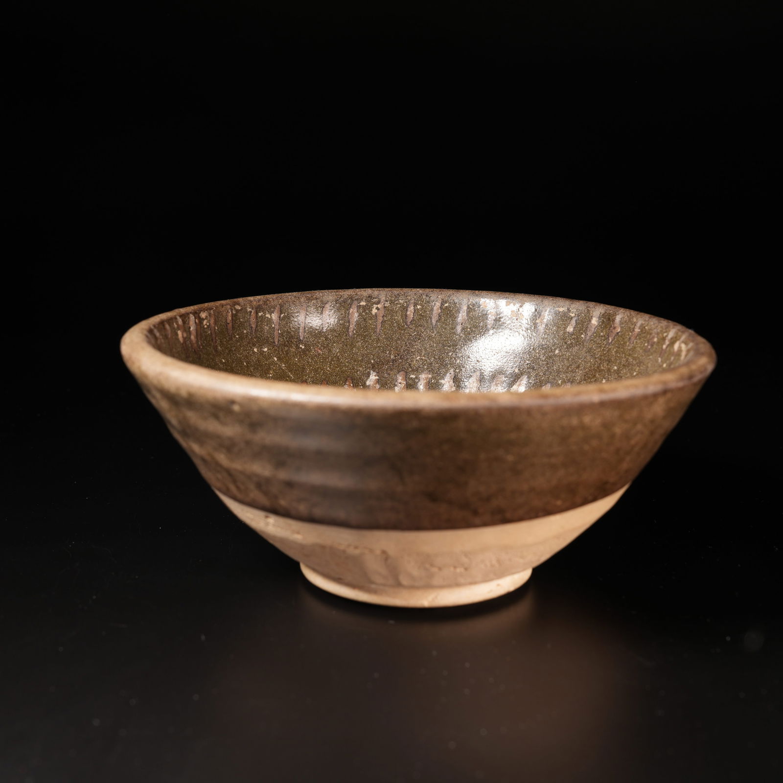 A CIZHOU KILN CUP: Cizhou Kiln Cup