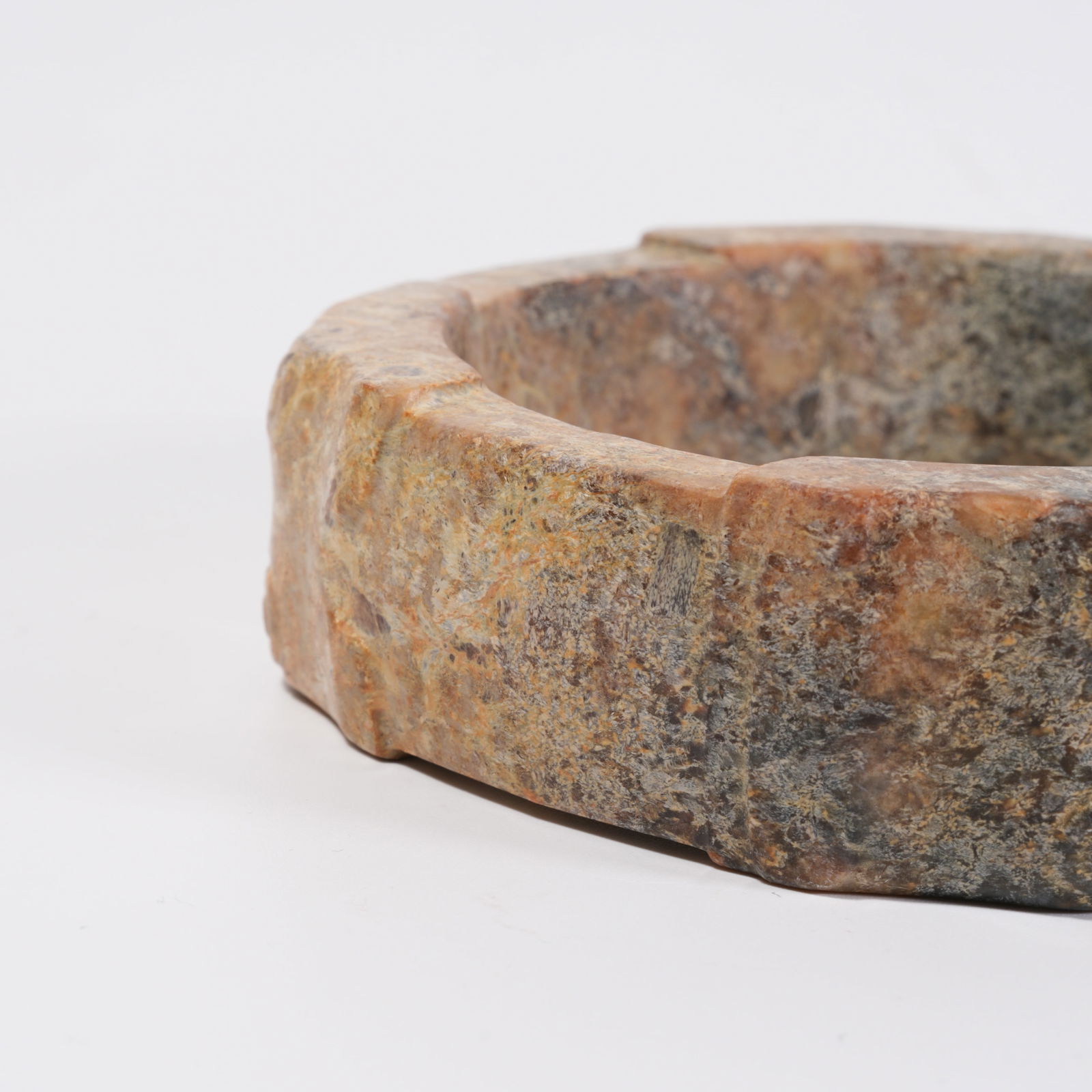 A ANCIENT JADE BANGLE - 7