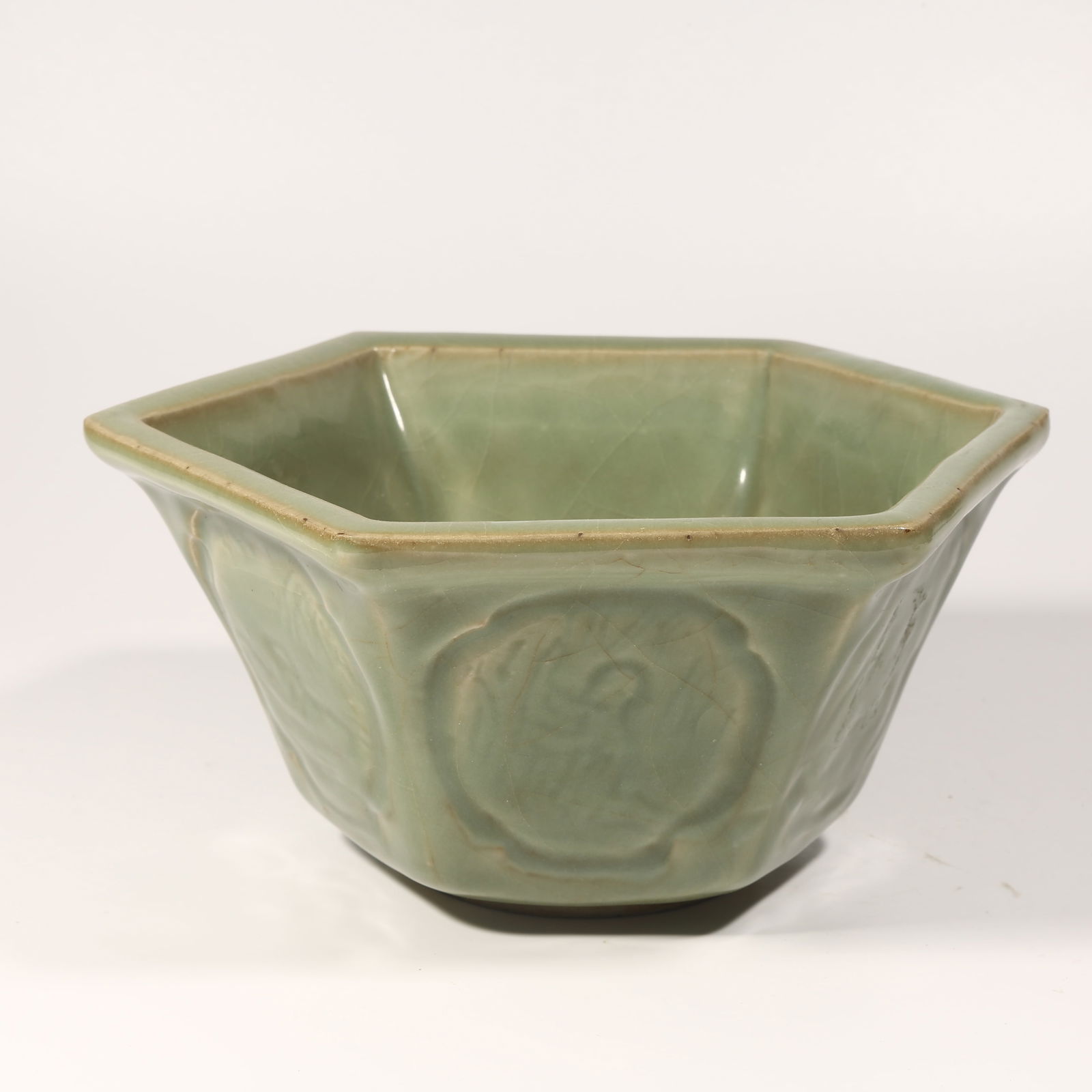 A LONGQUAN KILN HEXAGONAL WATER BASIN (1 of 9)
