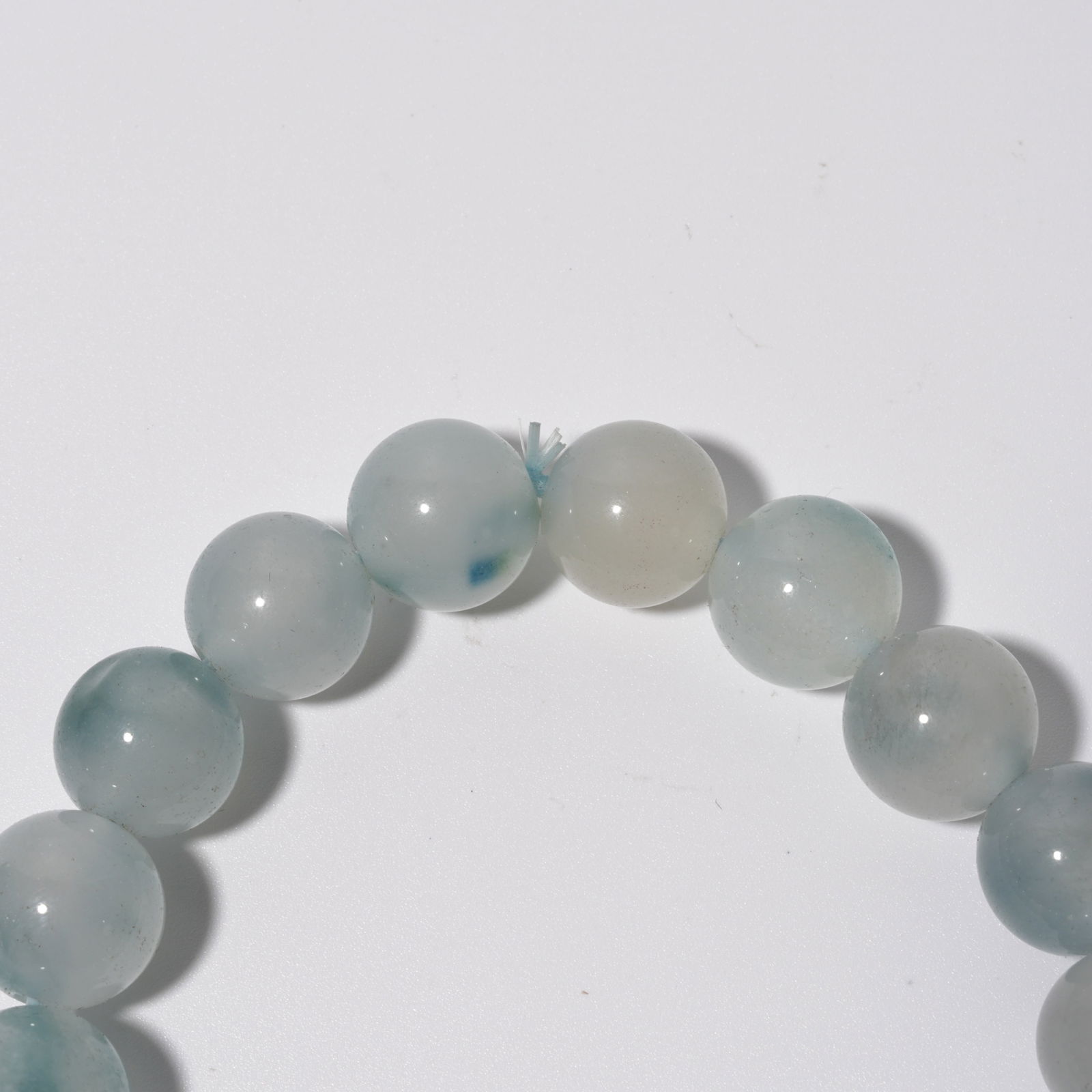A AGATE BEAD BRACELET - 2