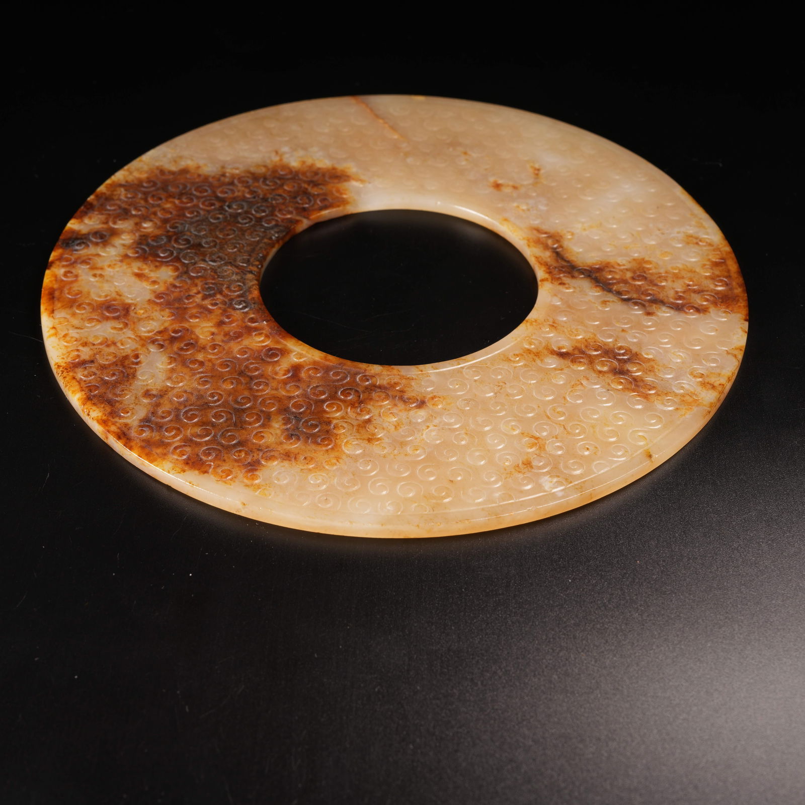 A HOOKED-CLOUD PATTERN BI DISK IN ARCHAIC JADE - 6