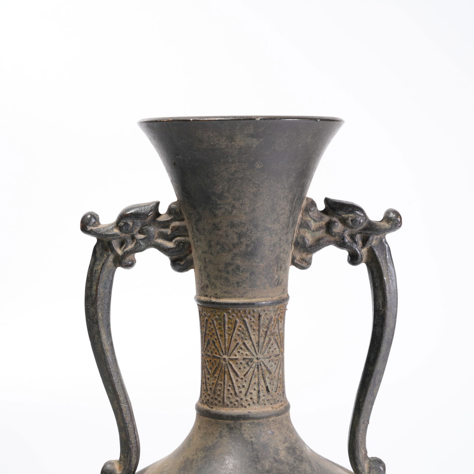 A BRONZE DOUBLE-HANDLED VASE - 2